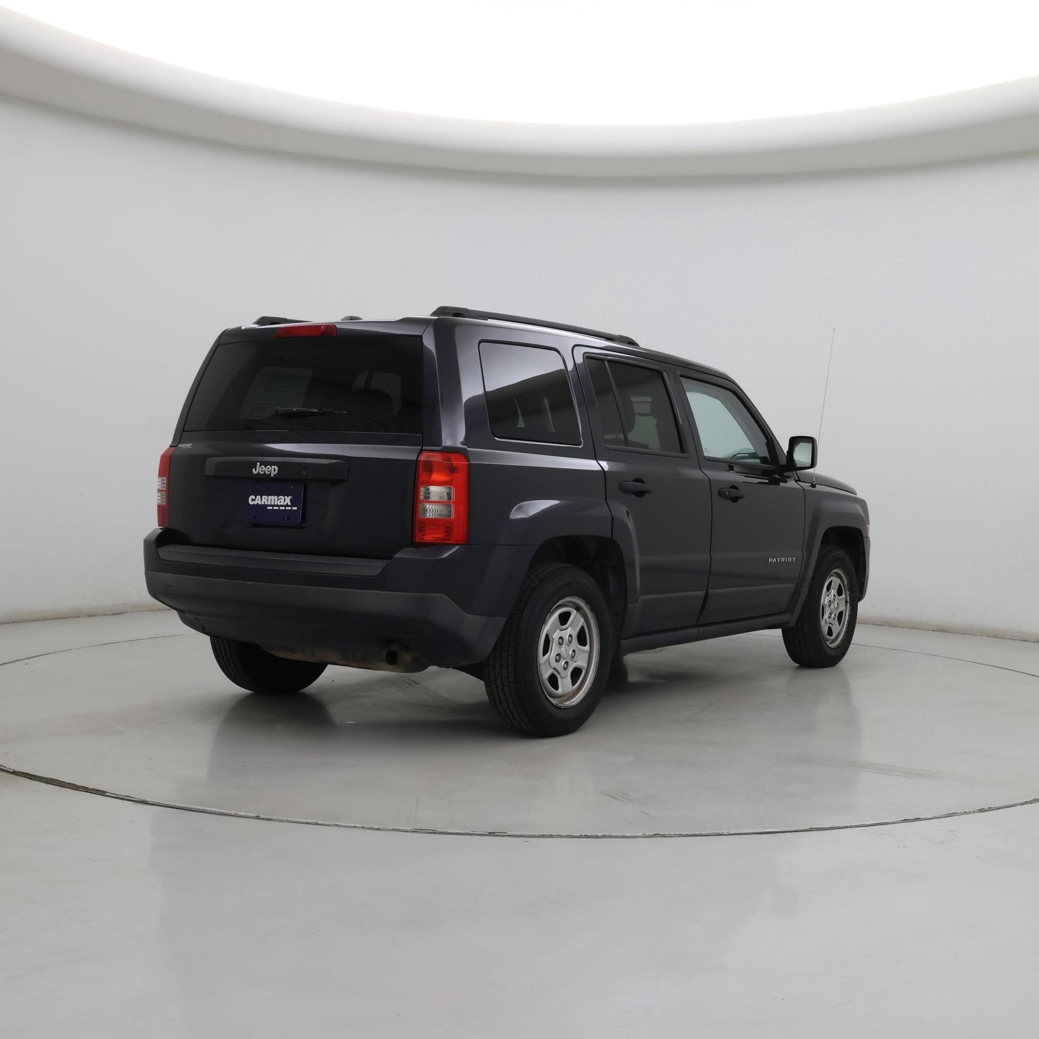 Thumbnail: 2016 Jeep Patriot - 8