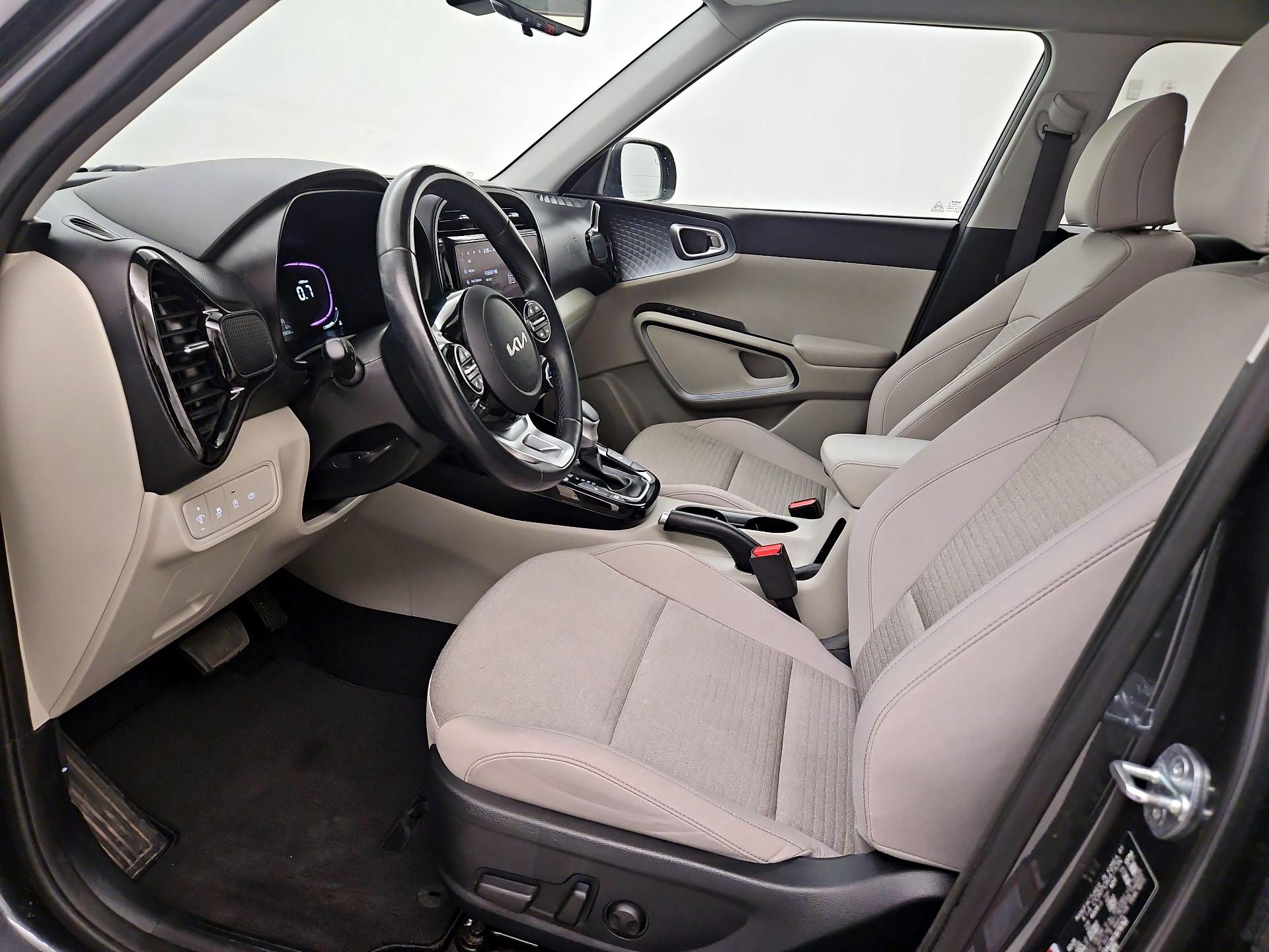 Thumbnail: 2023 Kia Soul - 11