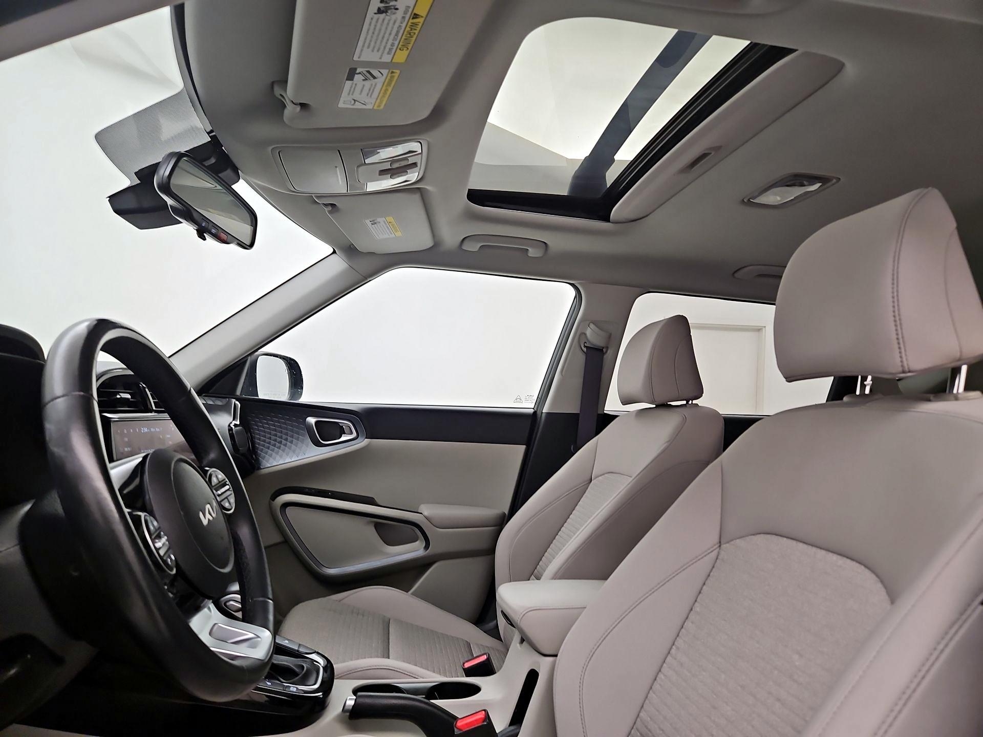 Thumbnail: 2023 Kia Soul - 20