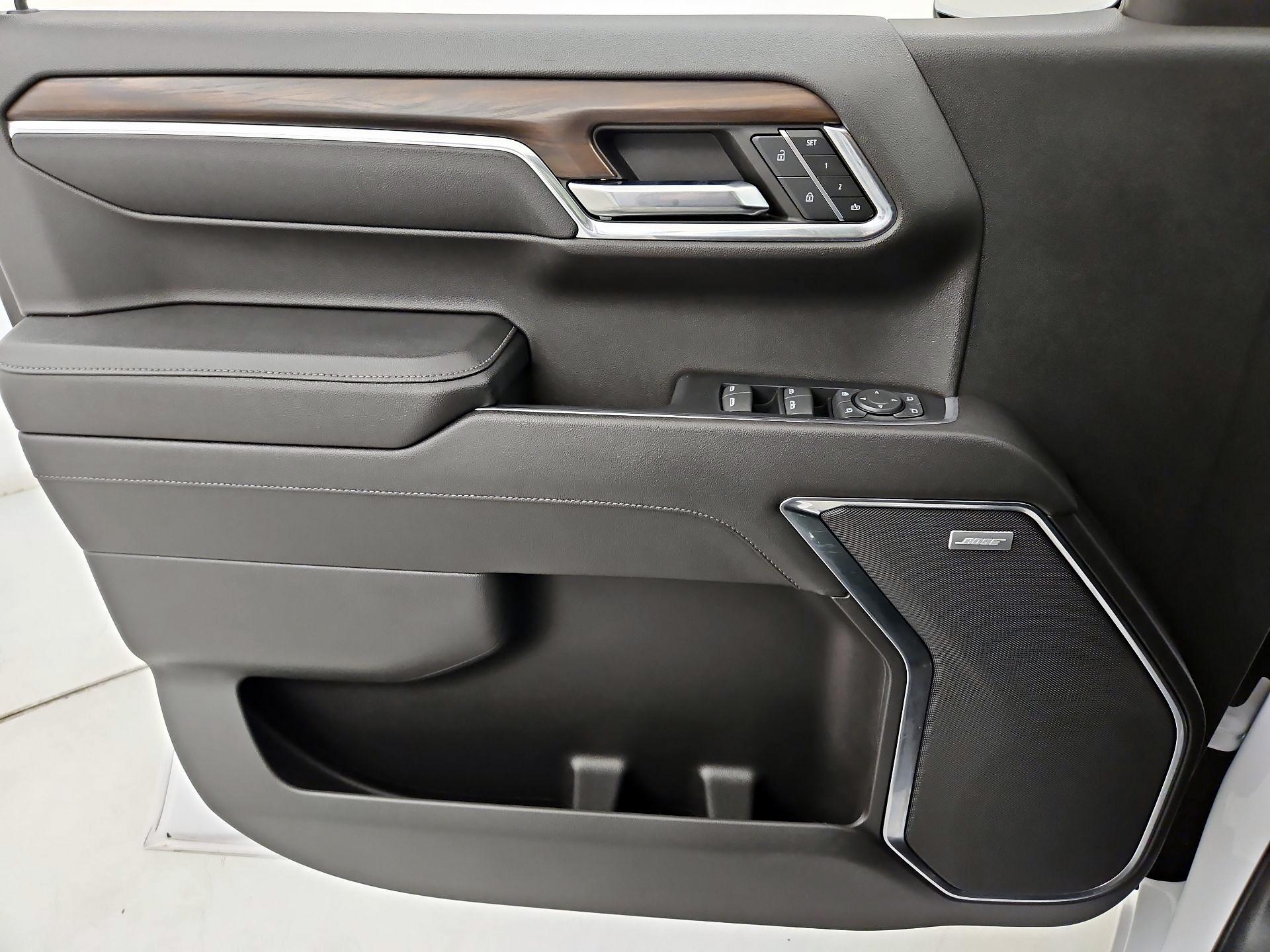 Thumbnail: 2023 GMC Sierra 1500 - 12