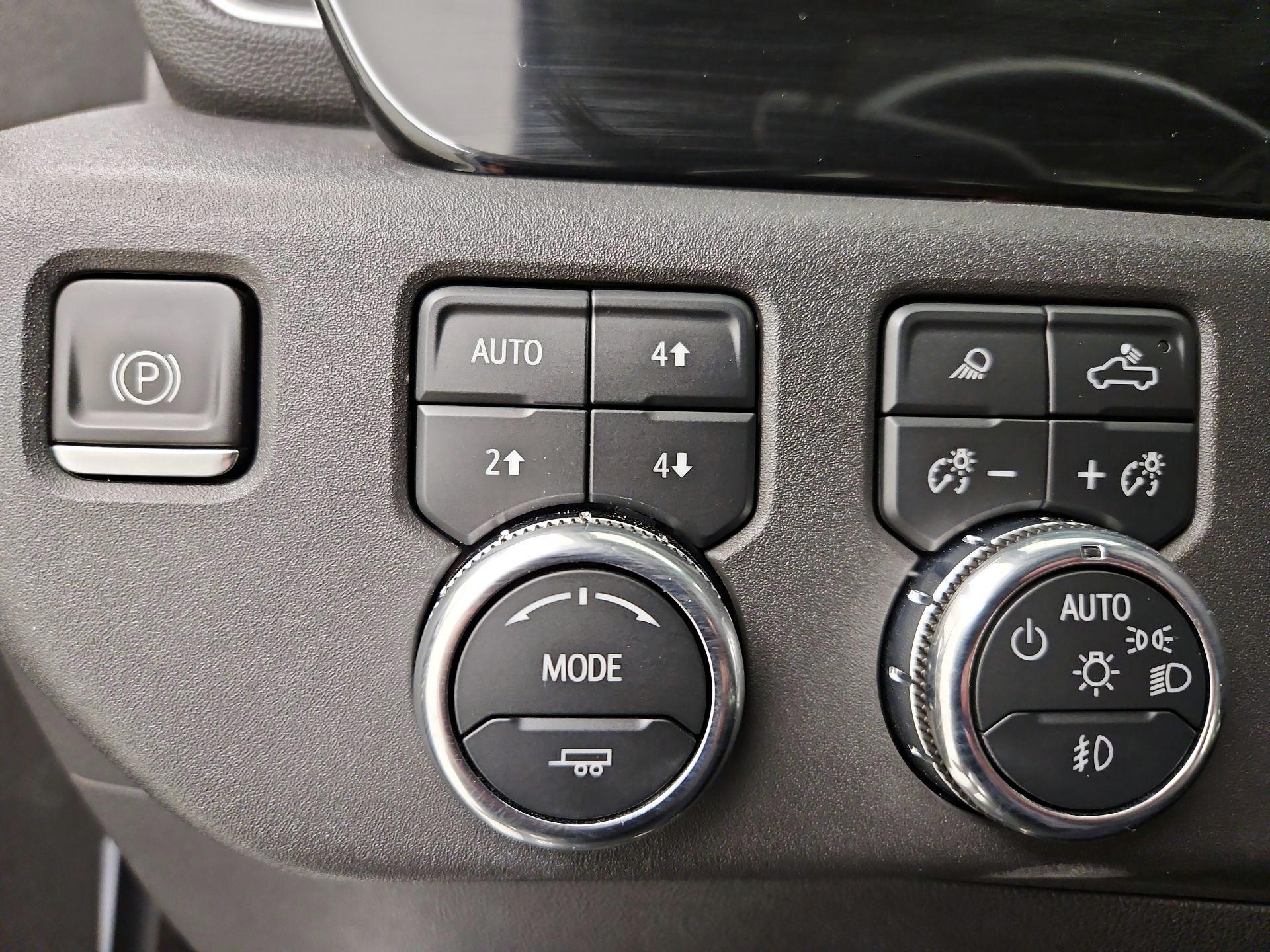 Thumbnail: 2023 GMC Sierra 1500 - 13