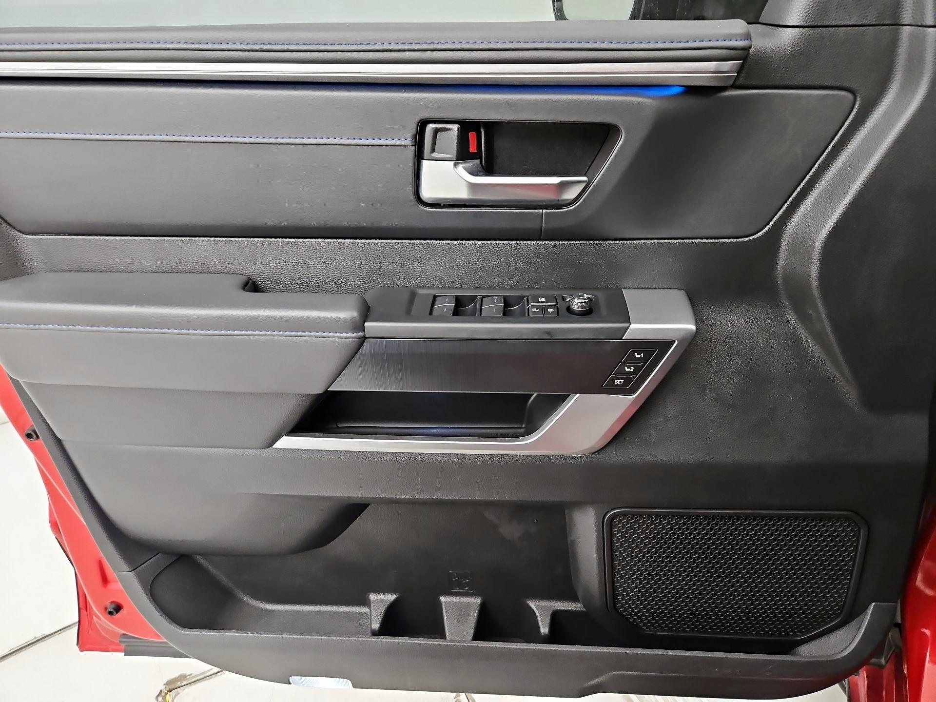 Thumbnail: 2024 Toyota Tundra - 12