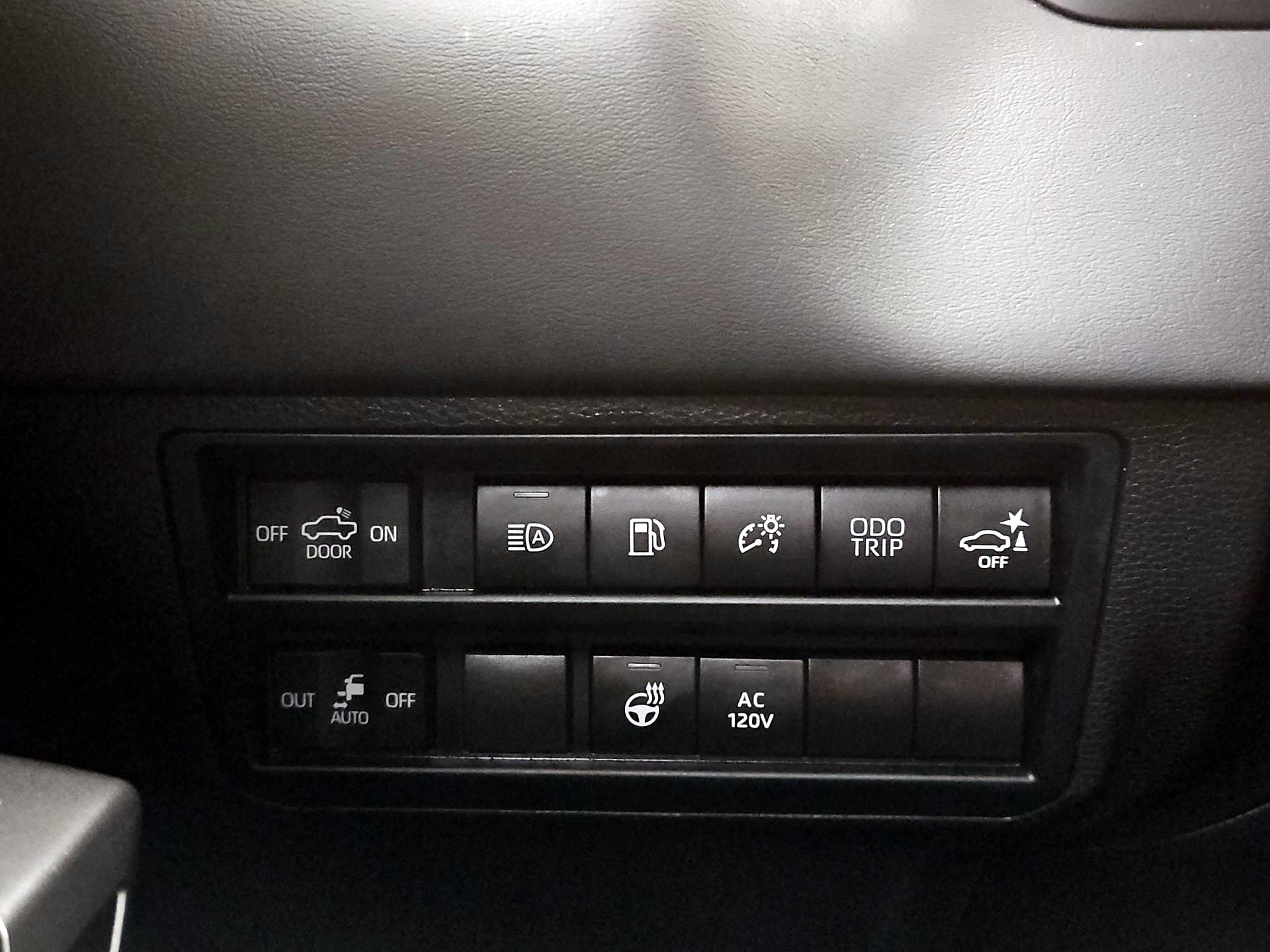 Thumbnail: 2024 Toyota Tundra - 13