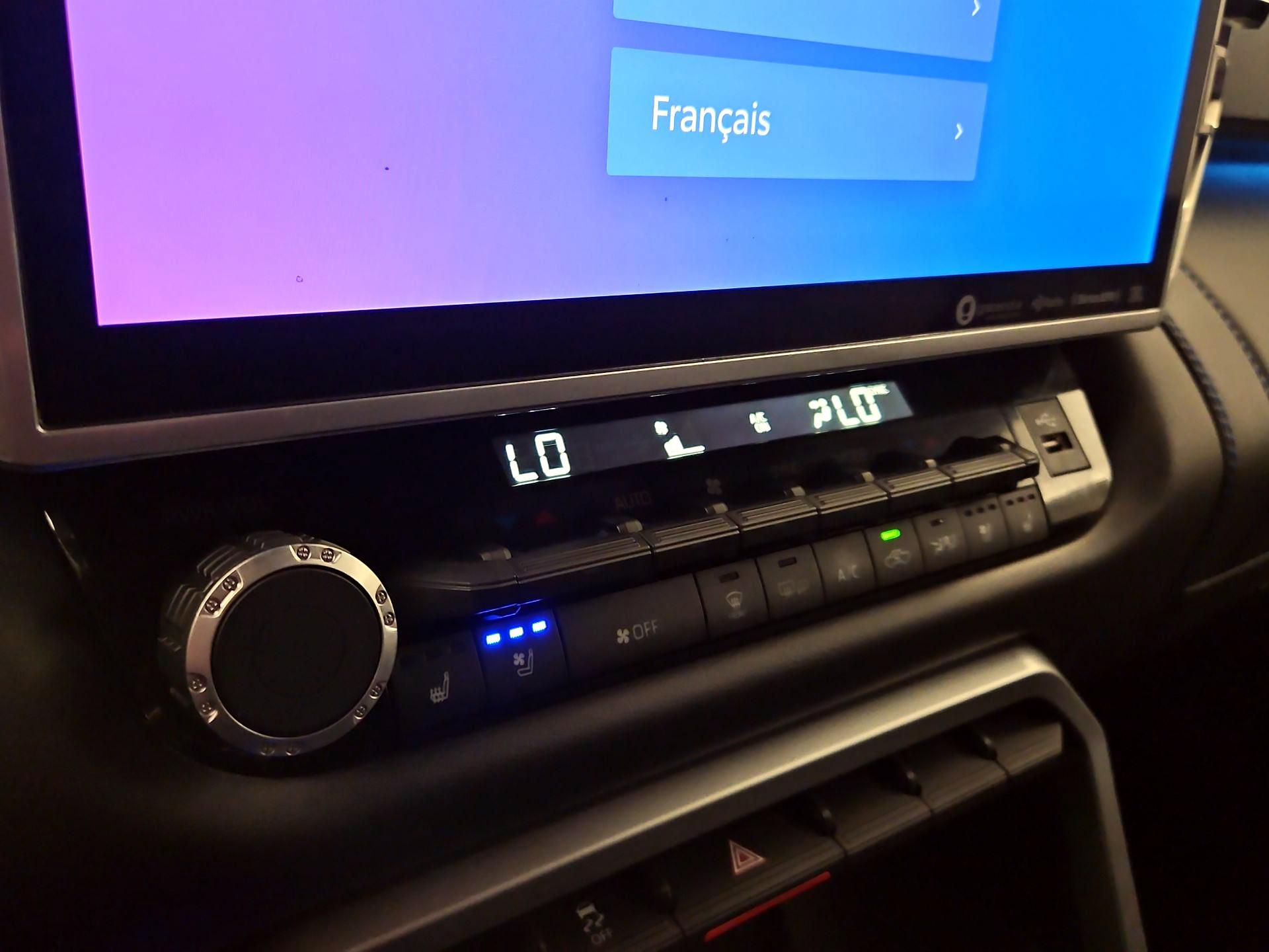 Thumbnail: 2024 Toyota Tundra - 16