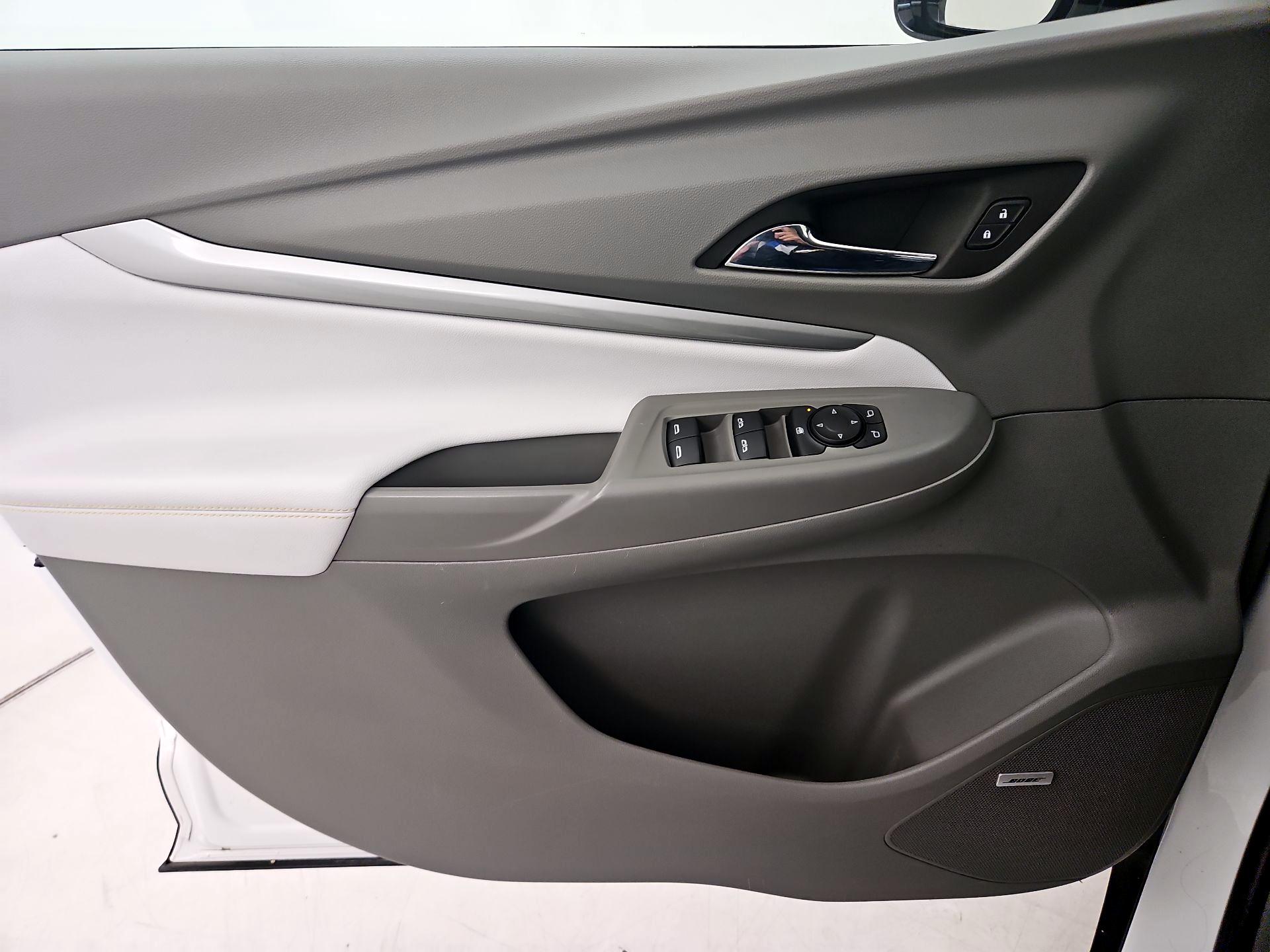 Thumbnail: 2022 Chevrolet Bolt EUV - 12