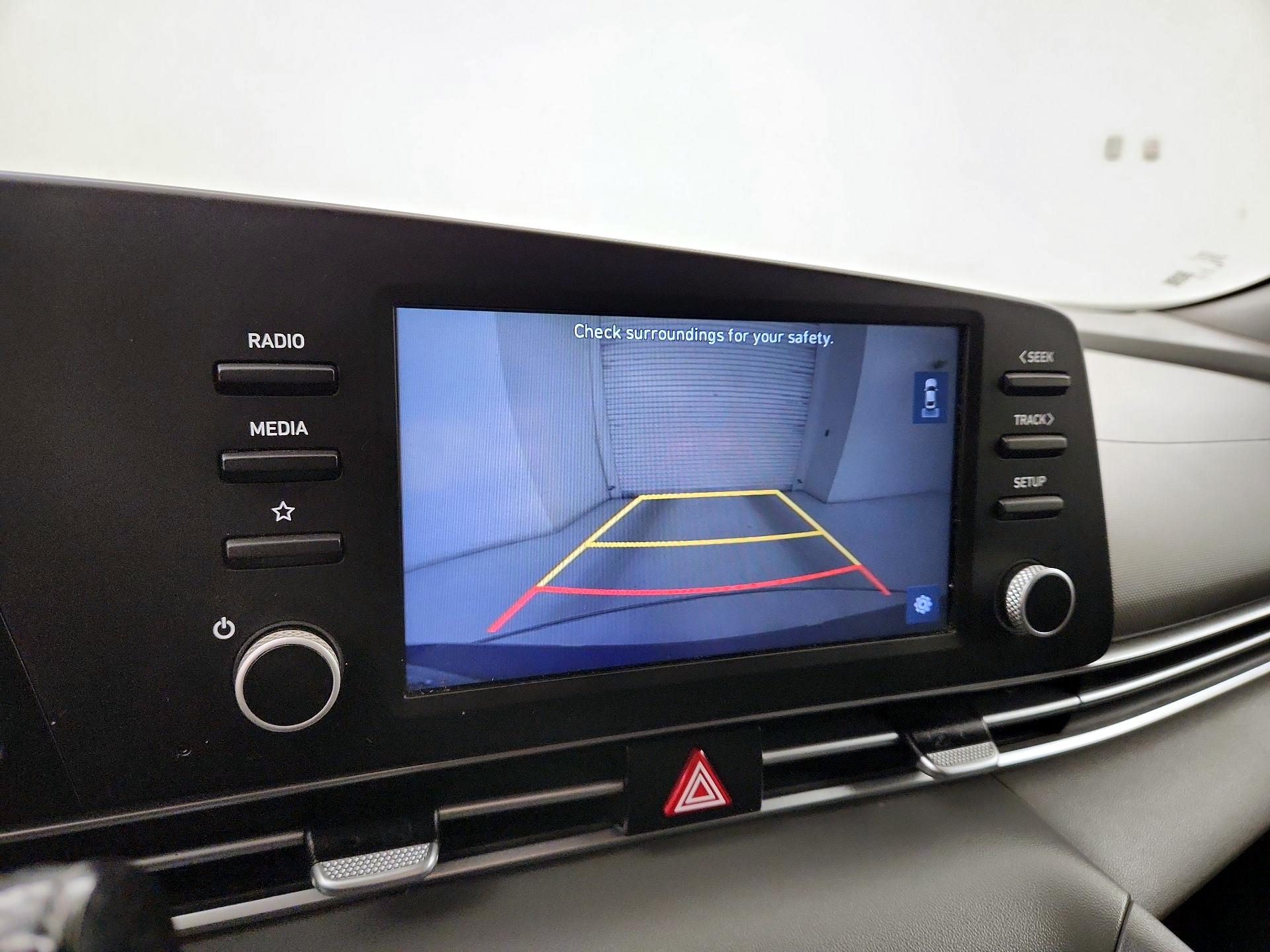 Thumbnail: 2021 Hyundai Elantra - 14