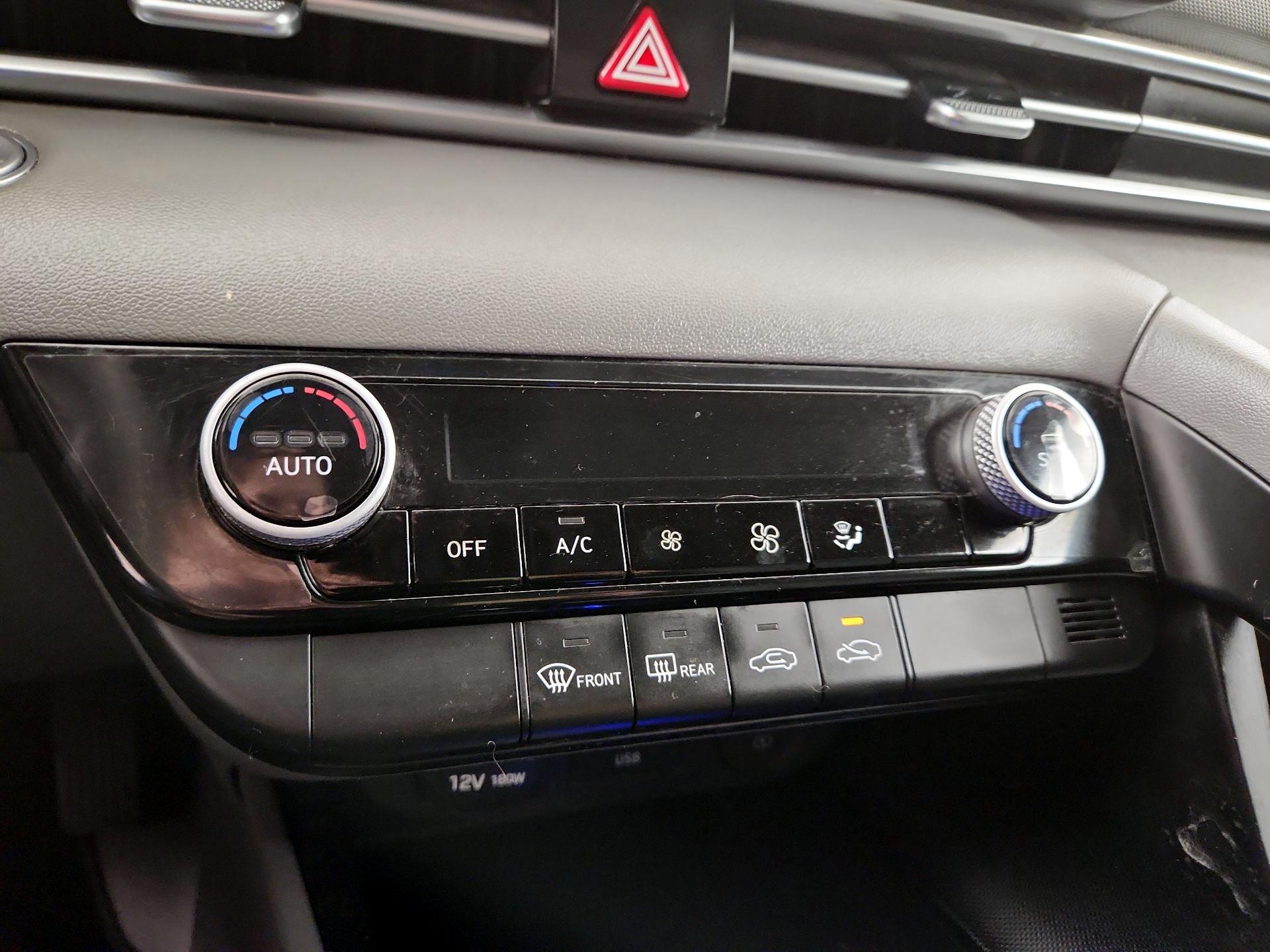 Thumbnail: 2021 Hyundai Elantra - 16