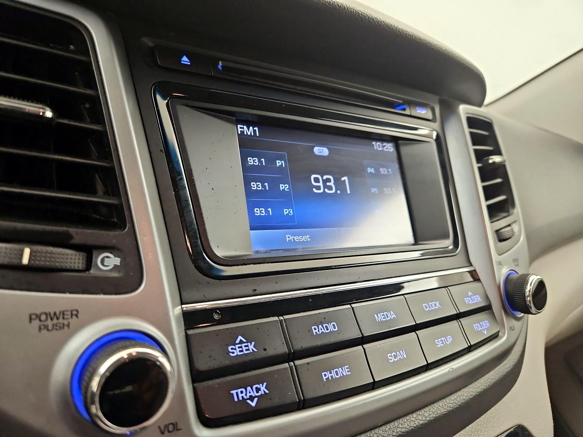 Thumbnail: 2018 Hyundai Tucson - 15