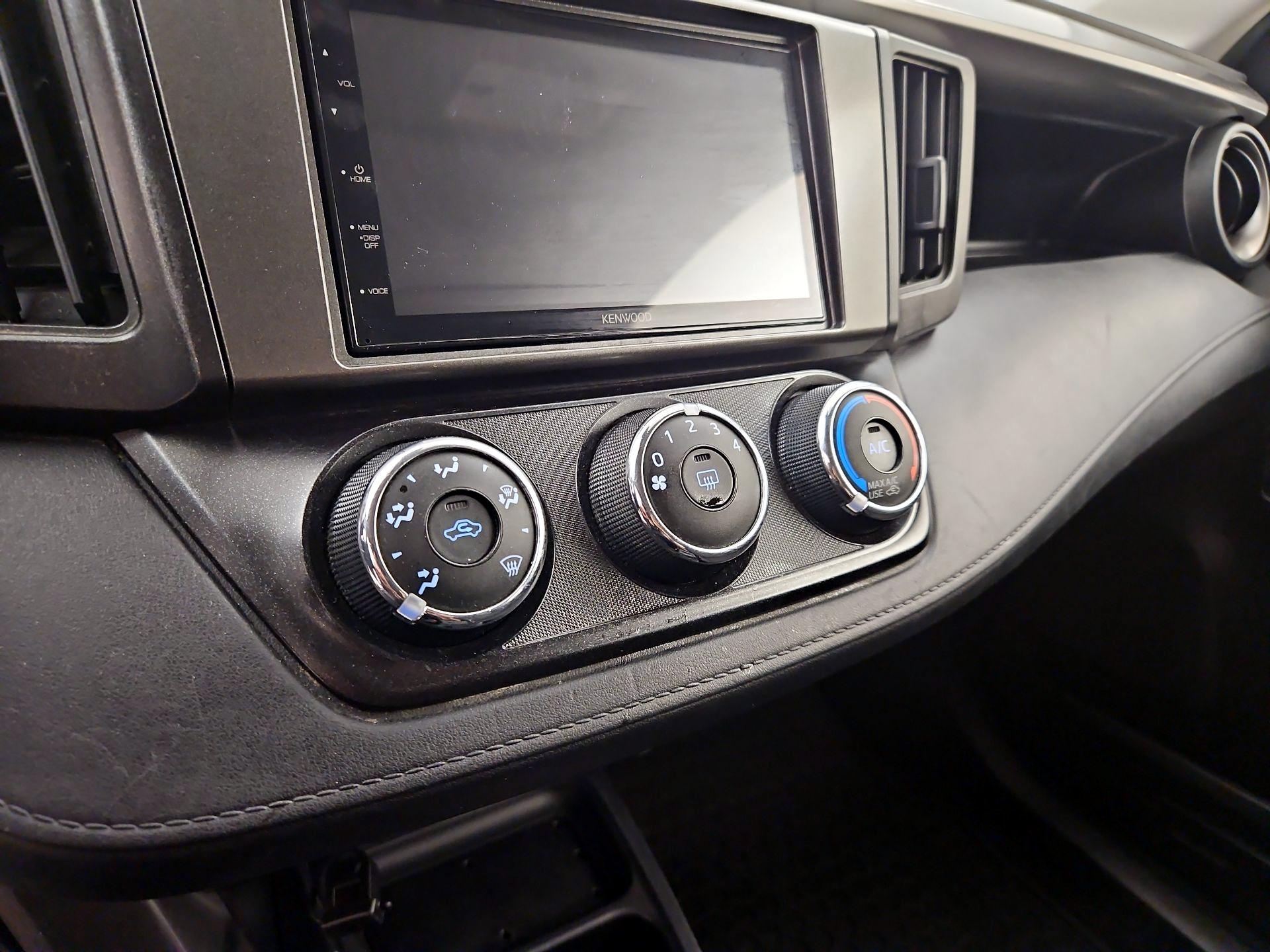 Thumbnail: 2017 Toyota RAV4 - 16