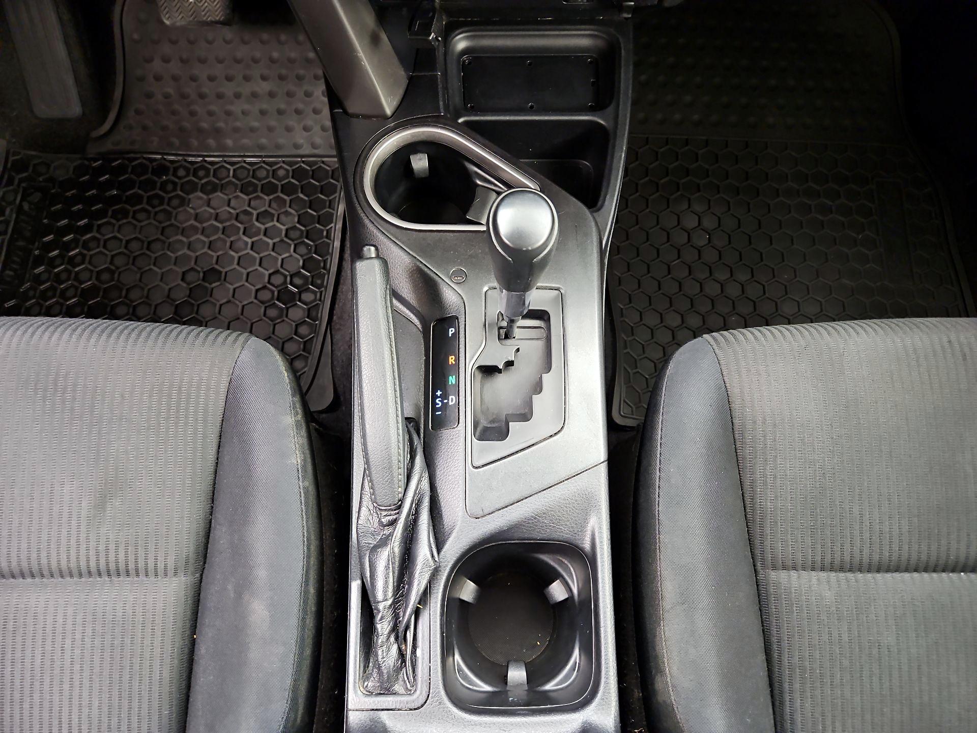 Thumbnail: 2017 Toyota RAV4 - 17