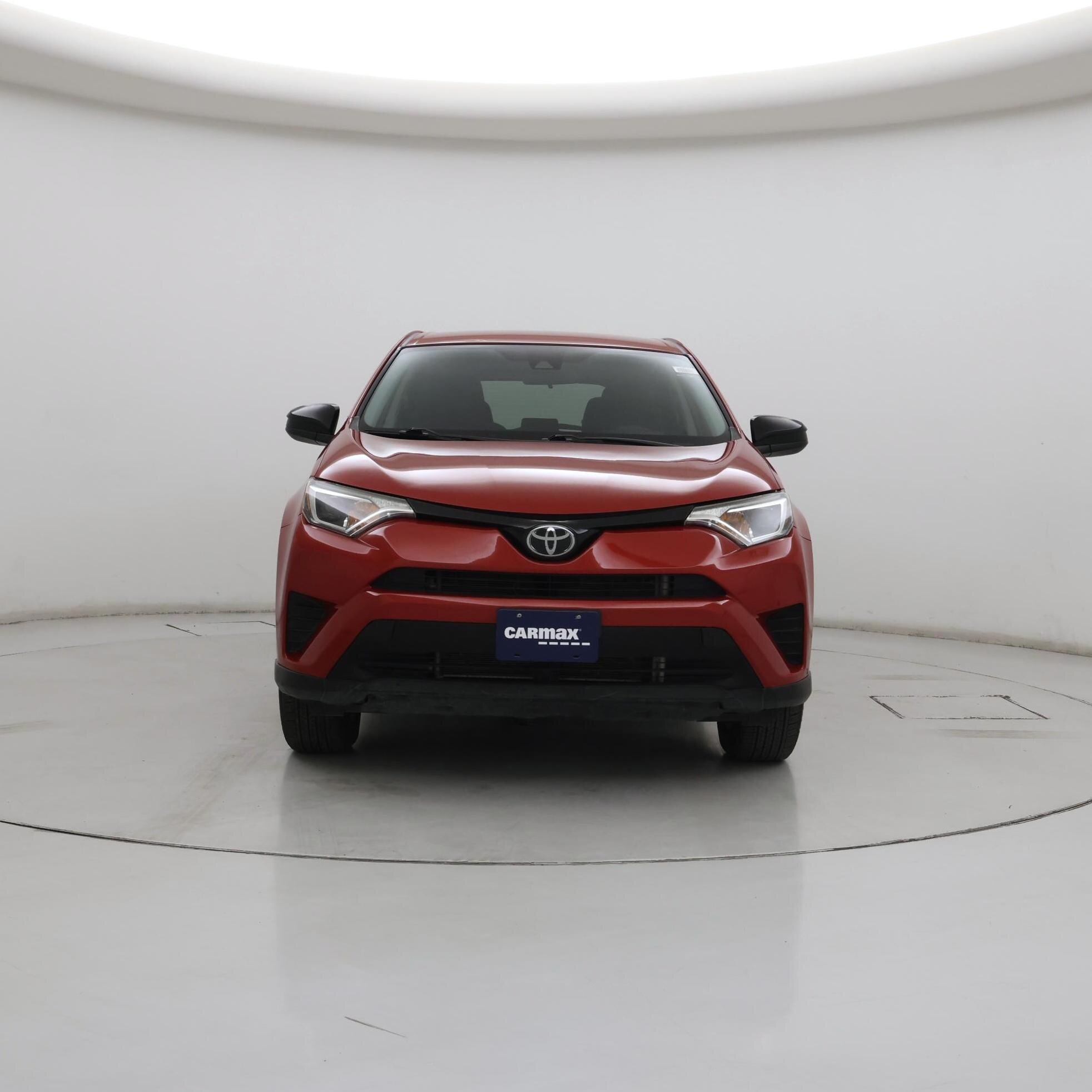 Thumbnail: 2017 Toyota RAV4 - 5