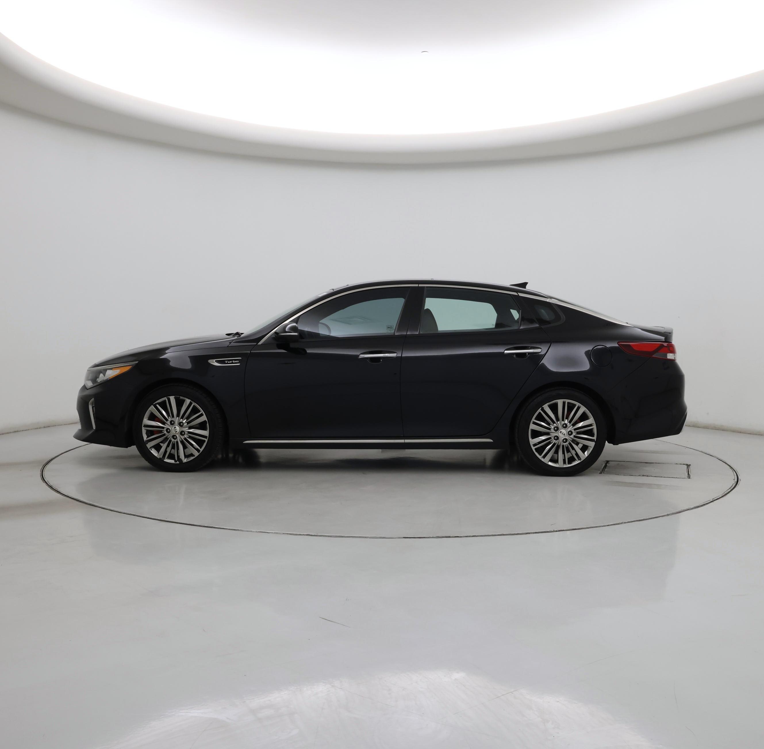 Thumbnail: 2018 Kia Optima - 3