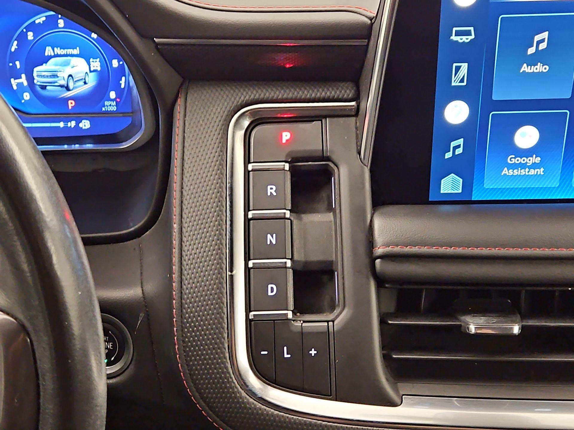 Thumbnail: 2022 Chevrolet Suburban - 17