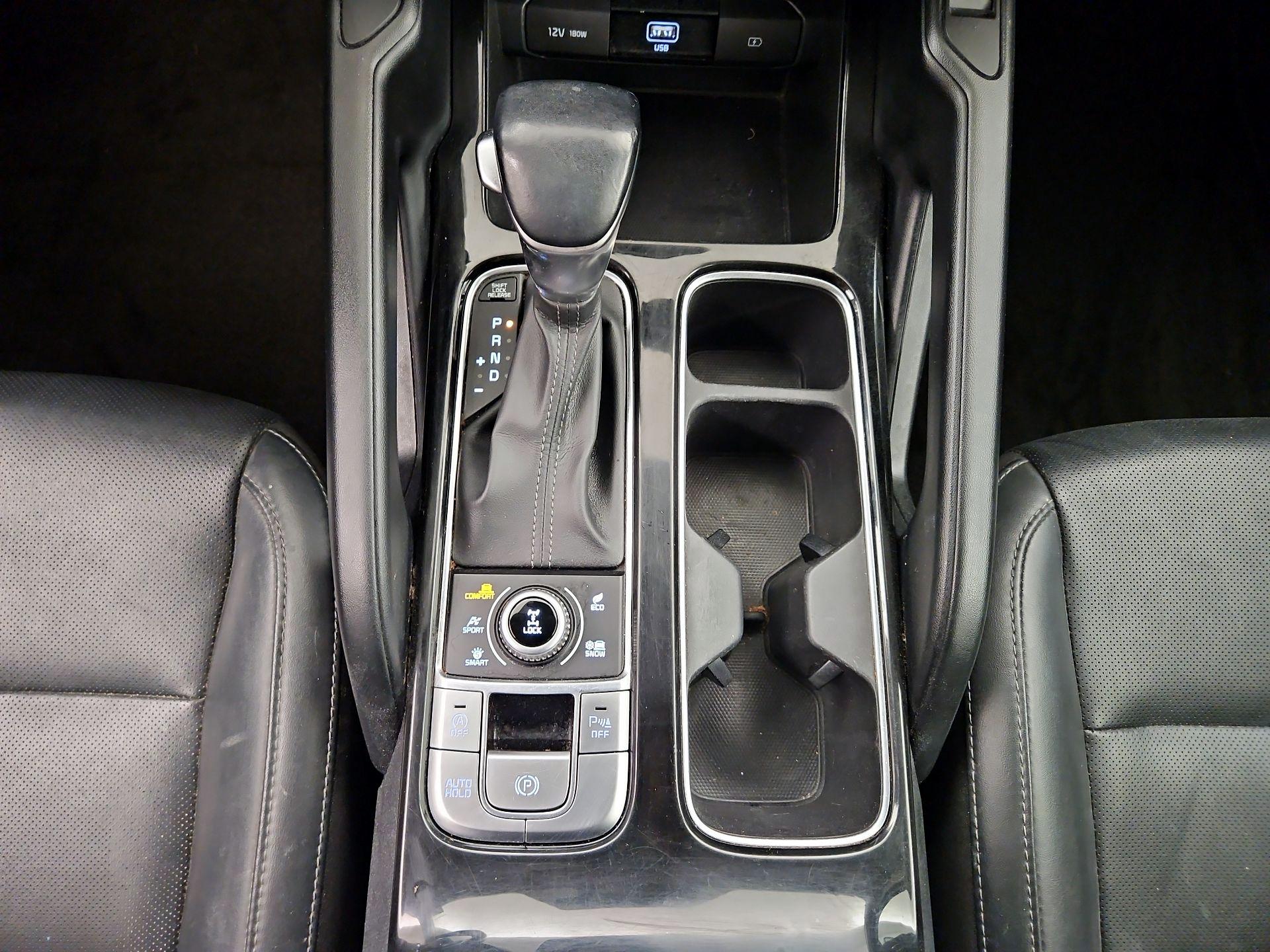 Thumbnail: 2020 Kia Telluride - 17