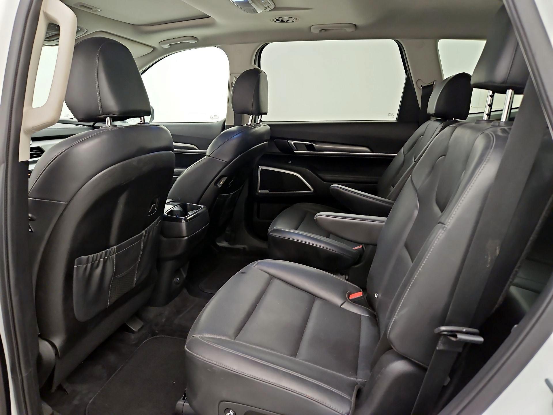 Thumbnail: 2020 Kia Telluride - 20