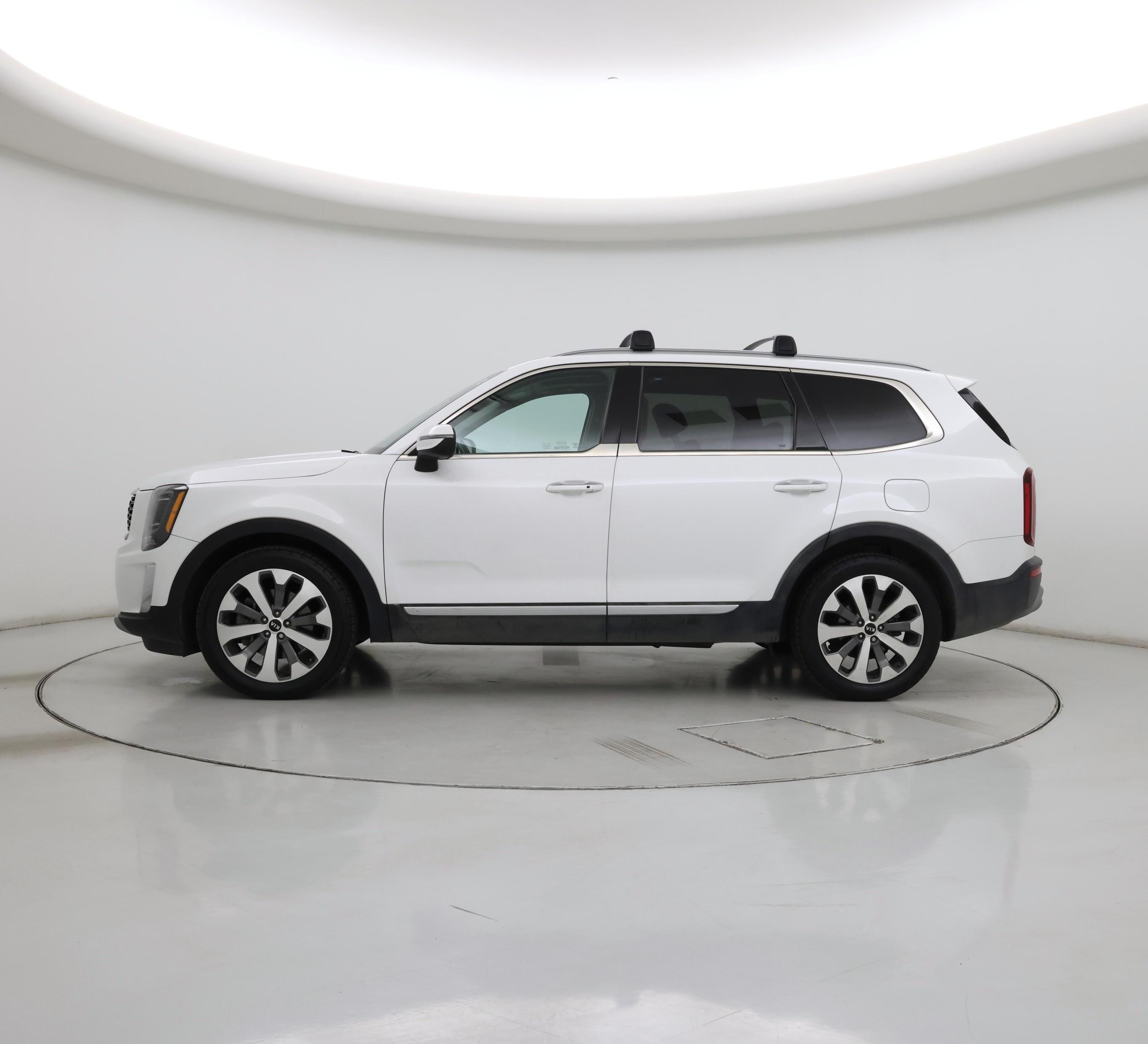 Thumbnail: 2020 Kia Telluride - 3