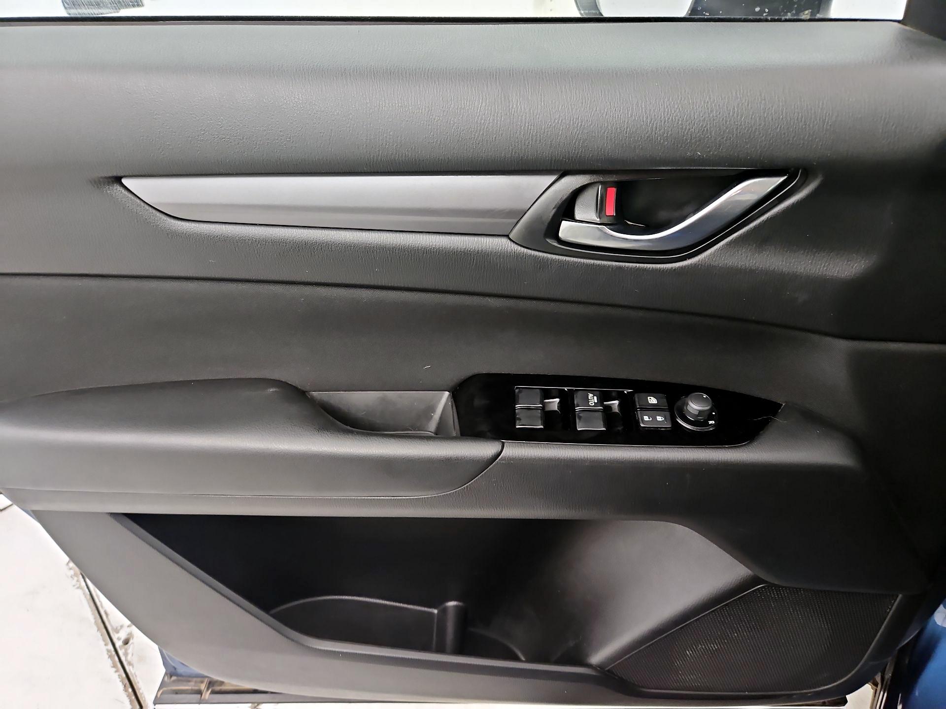 Thumbnail: 2017 Mazda CX-5 - 12