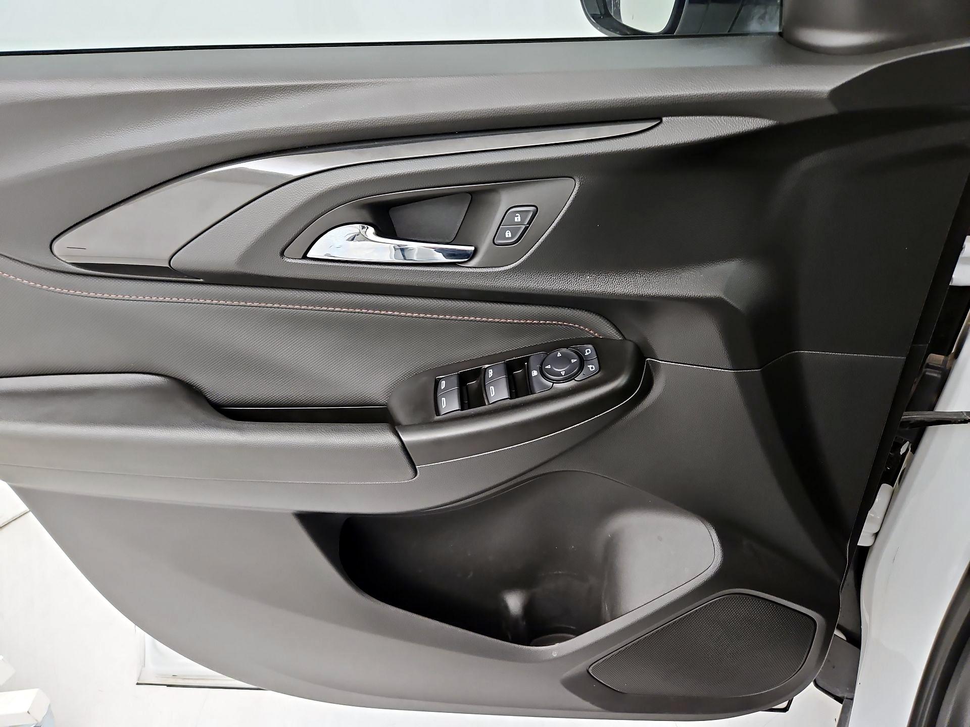 Thumbnail: 2022 Chevrolet TrailBlazer - 12