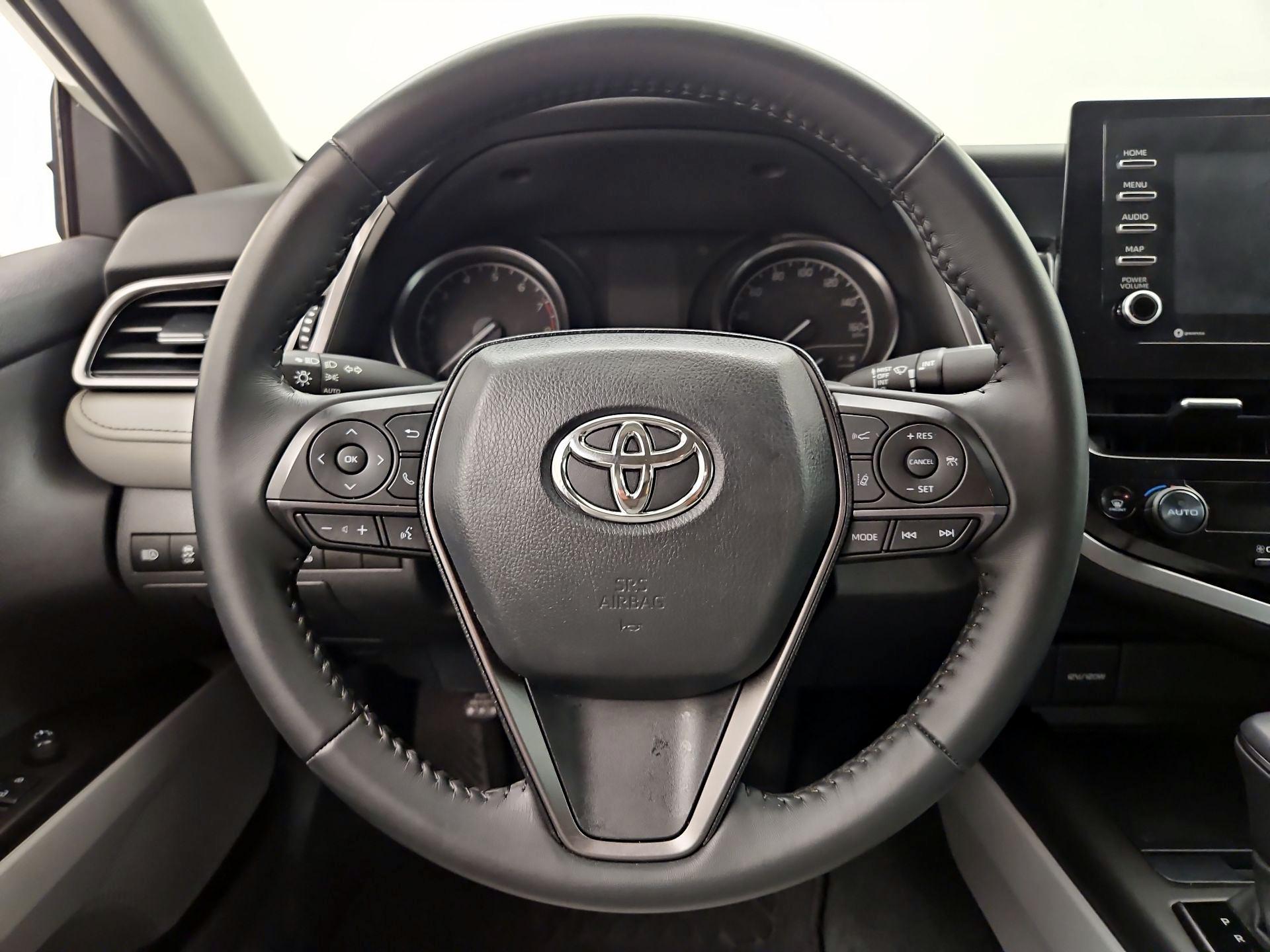 Thumbnail: 2023 Toyota Camry - 10