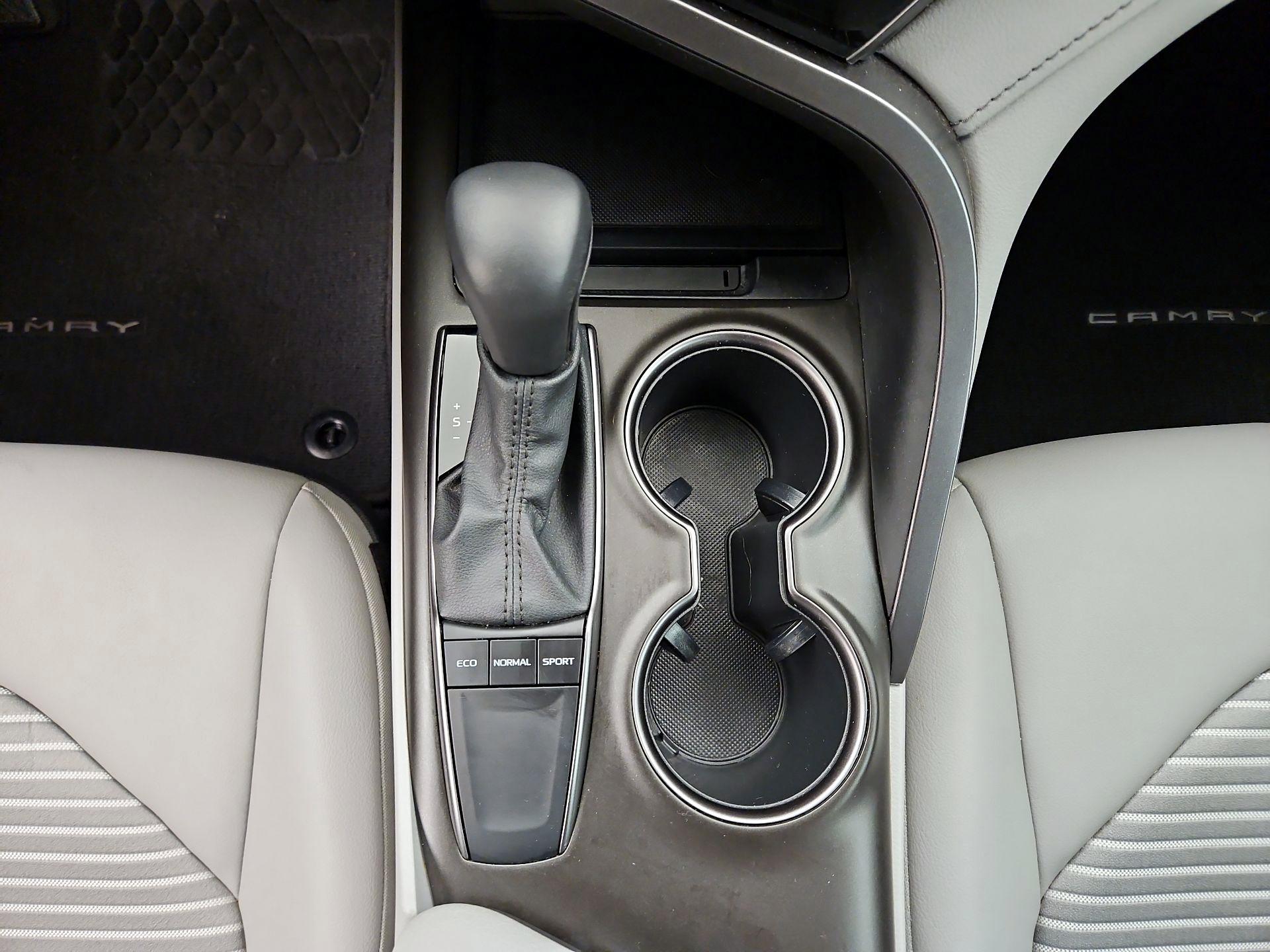 Thumbnail: 2023 Toyota Camry - 17