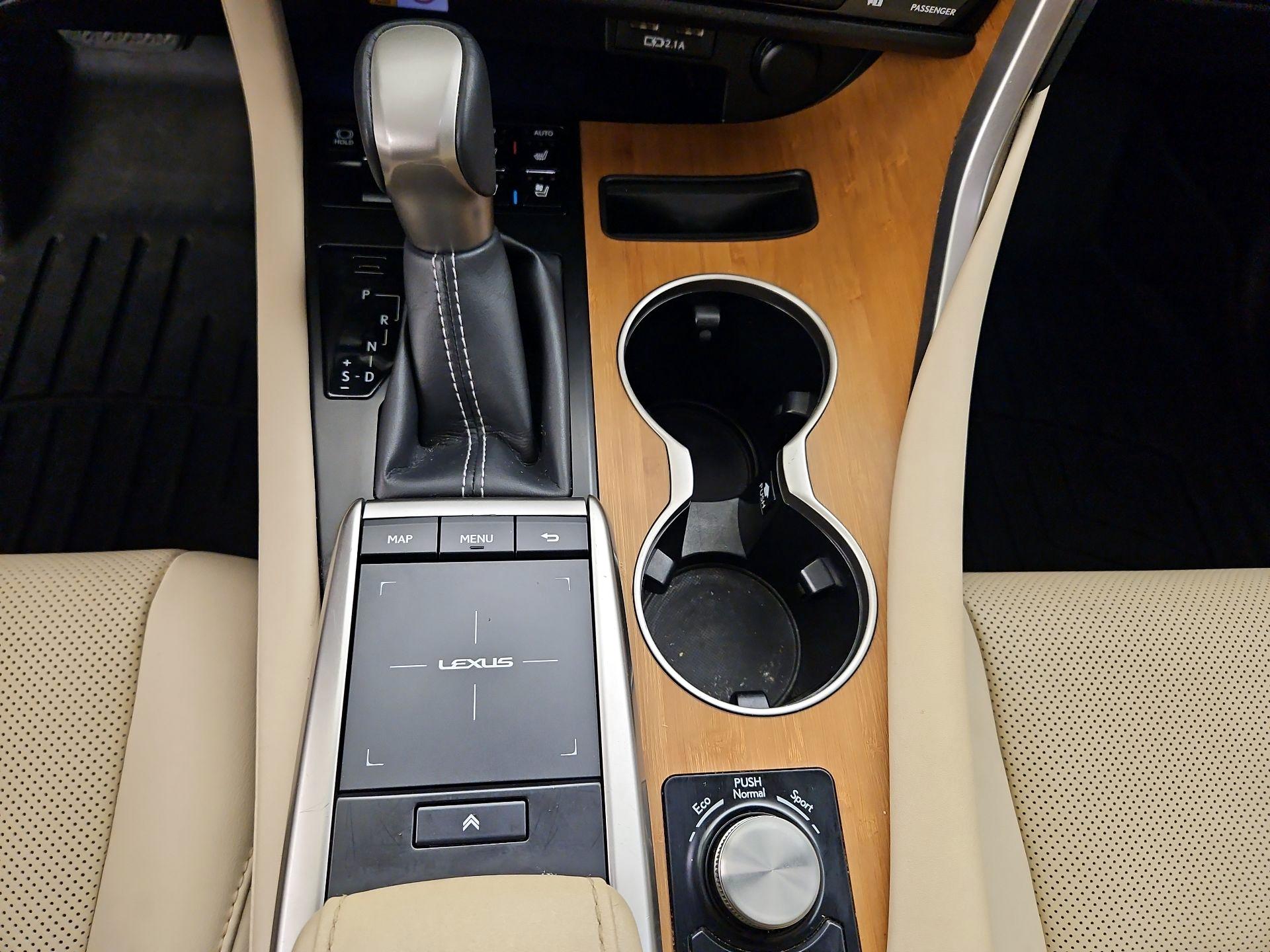 Thumbnail: 2022 Lexus RX - 18