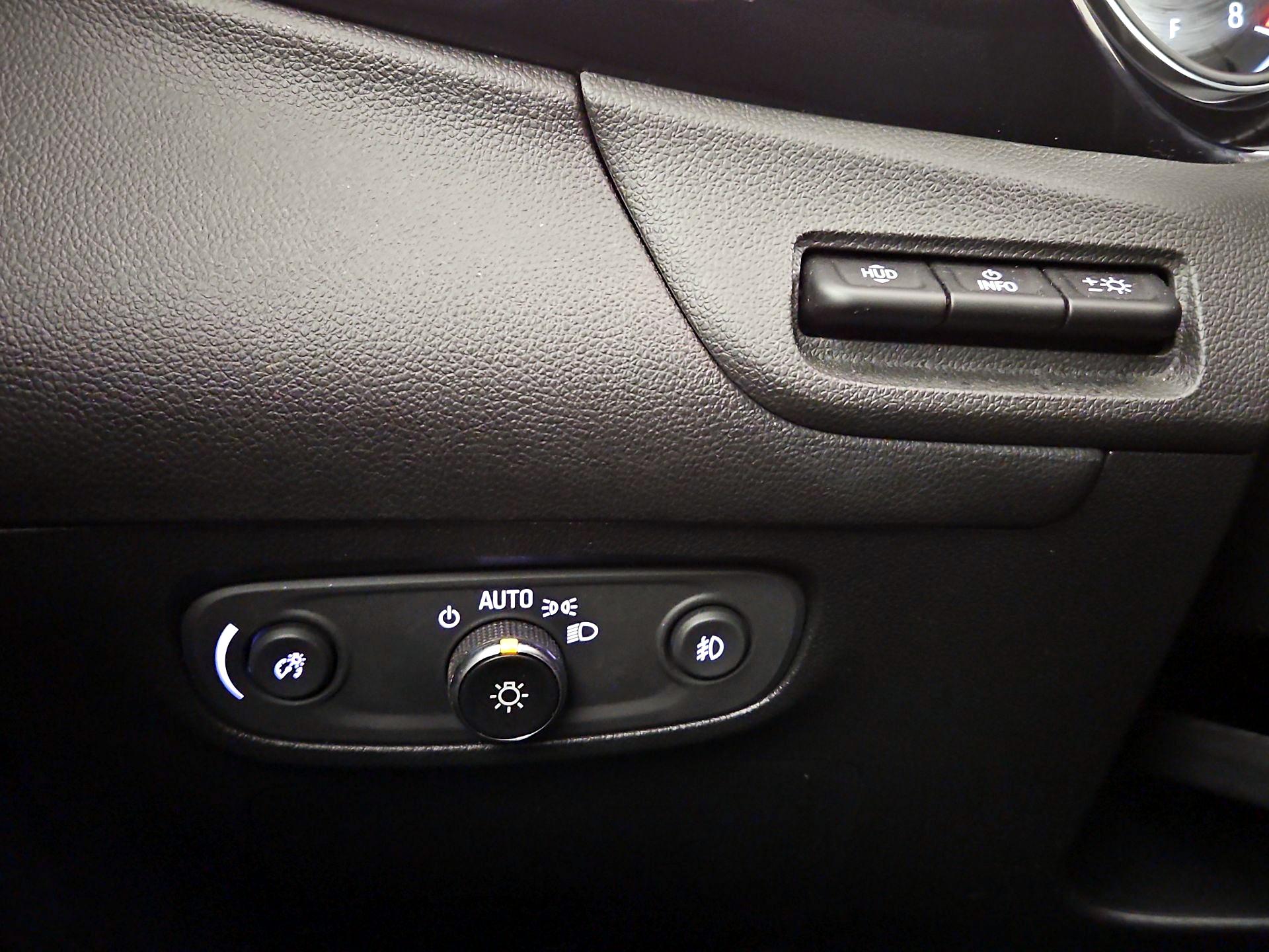 Thumbnail: 2020 Buick Encore GX - 13