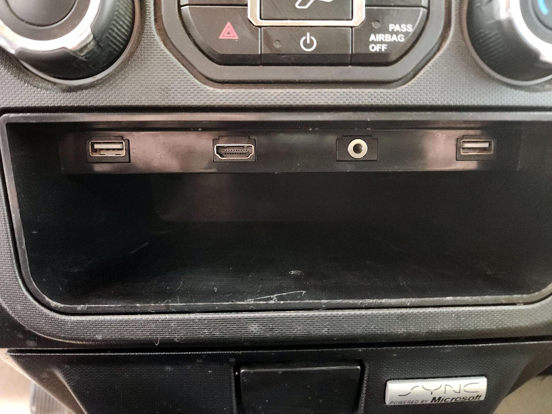 Thumbnail: 2014 Ford F-150 - 17