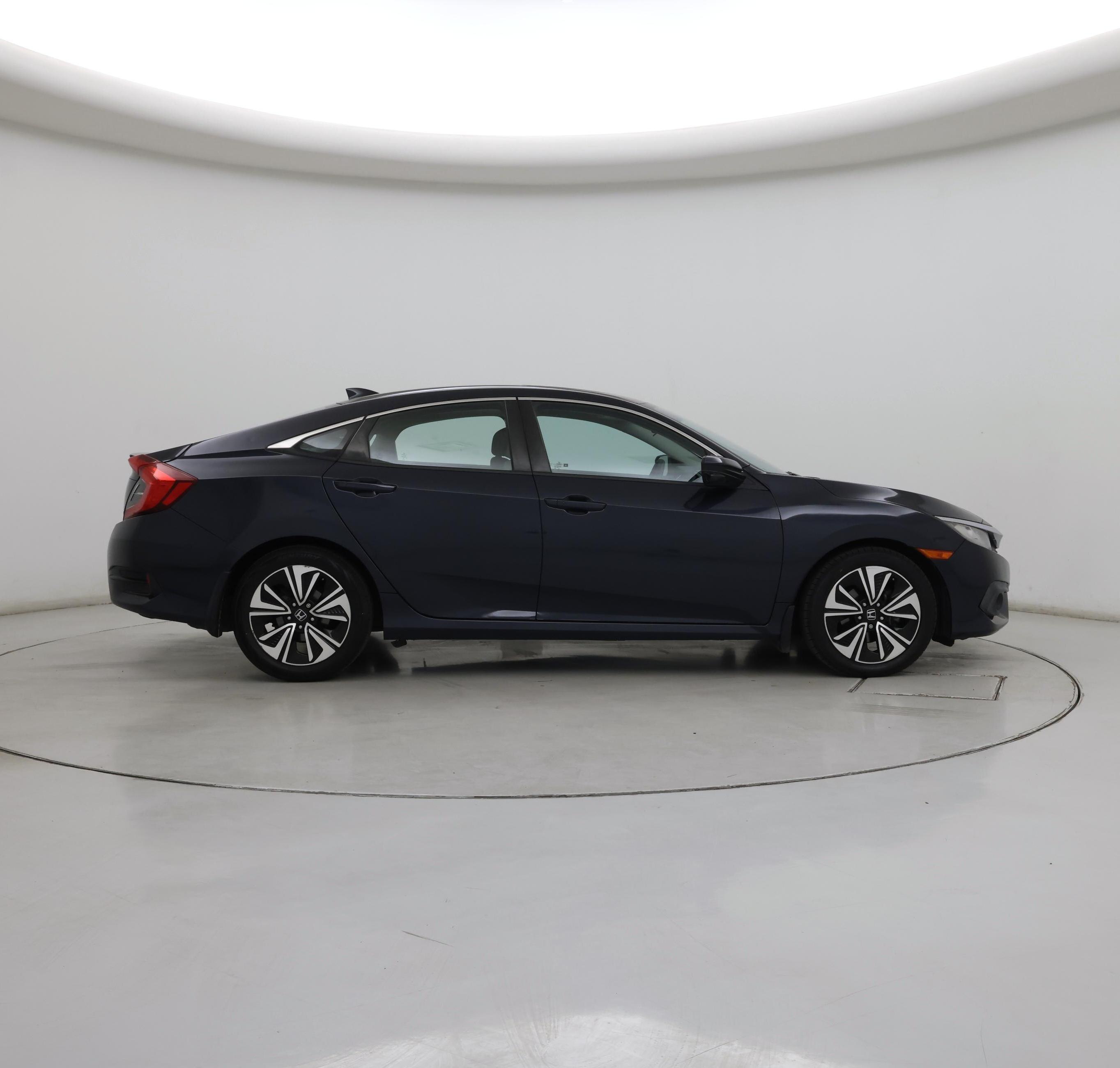 Thumbnail: 2017 Honda Civic - 7