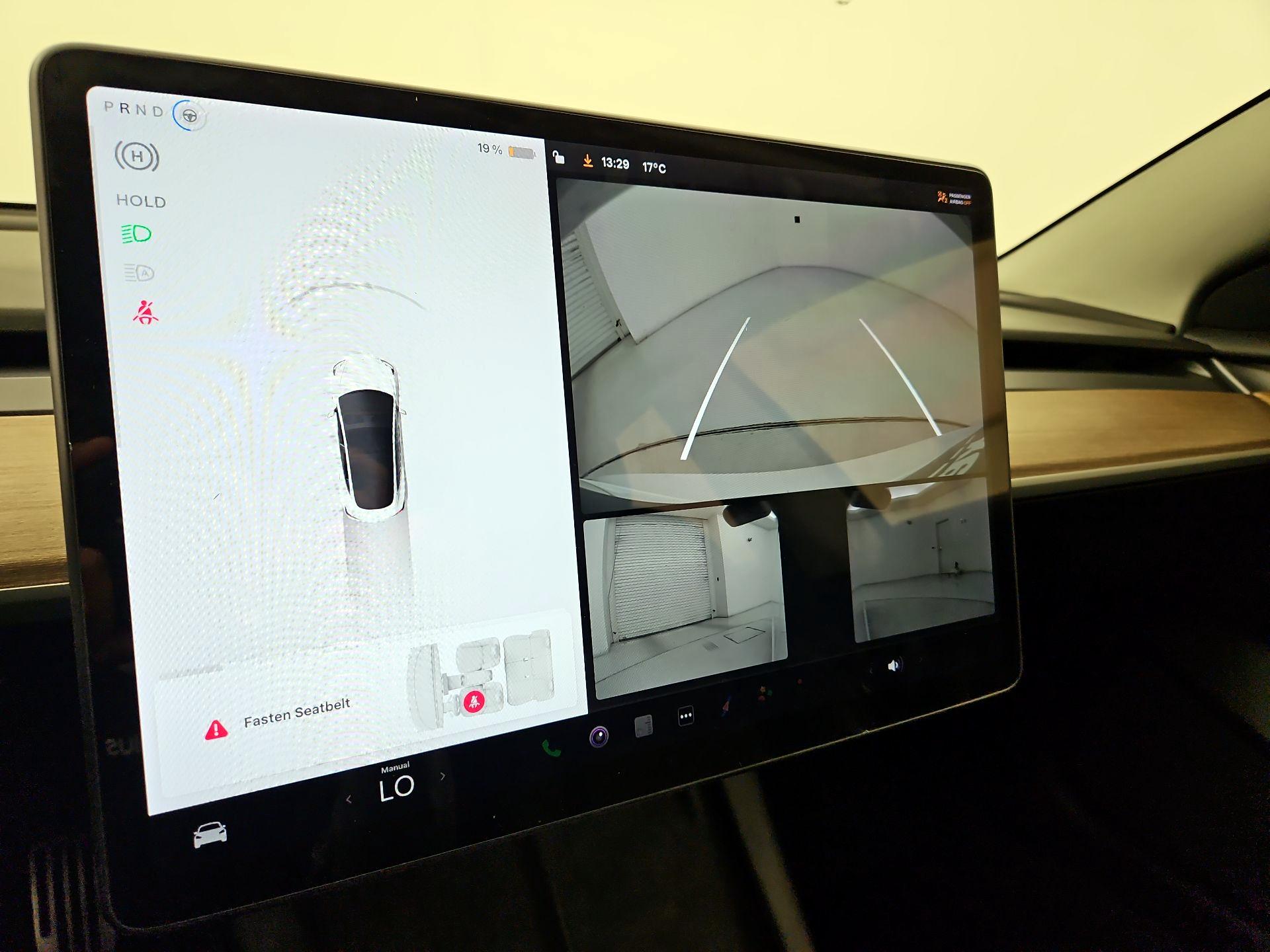 Thumbnail: 2021 Tesla Model 3 - 14