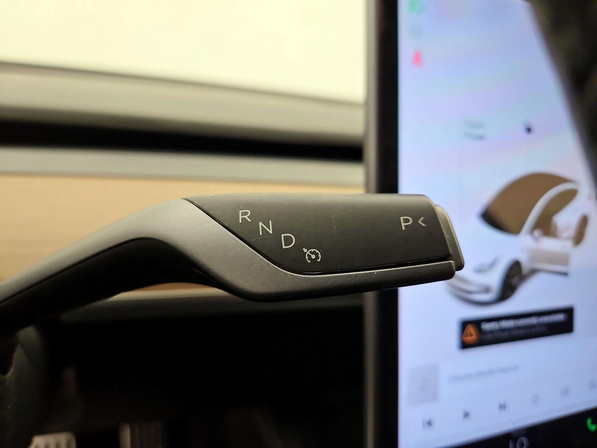 Thumbnail: 2021 Tesla Model 3 - 17