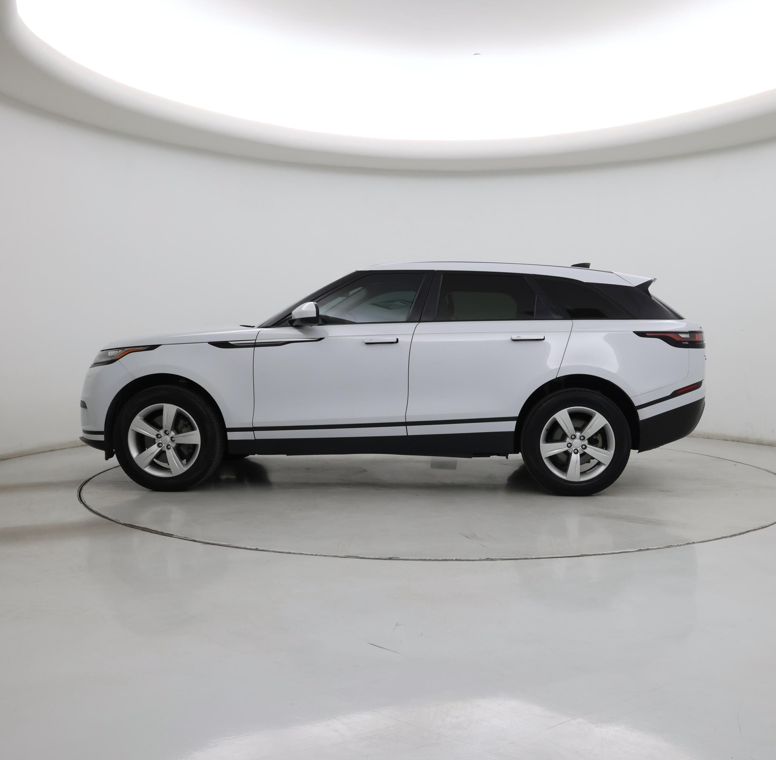 Thumbnail: 2020 Land Rover Range Rover Velar - 3