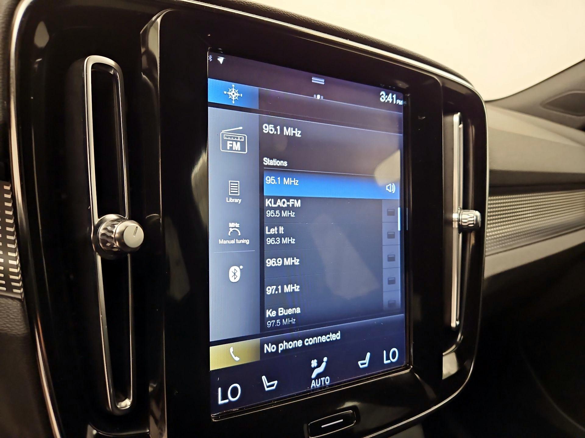 Thumbnail: 2020 Volvo XC40 - 15