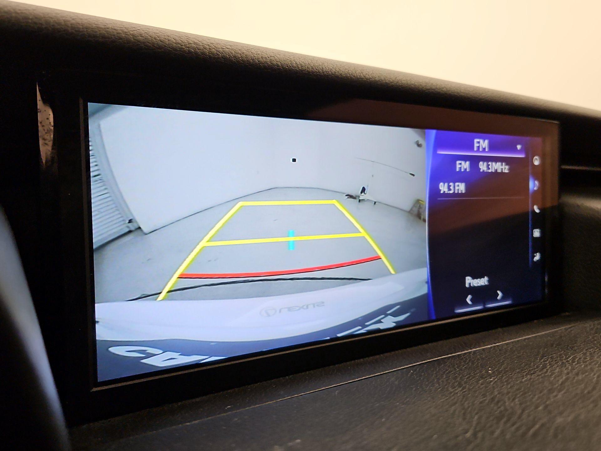 Thumbnail: 2020 Lexus IS - 15