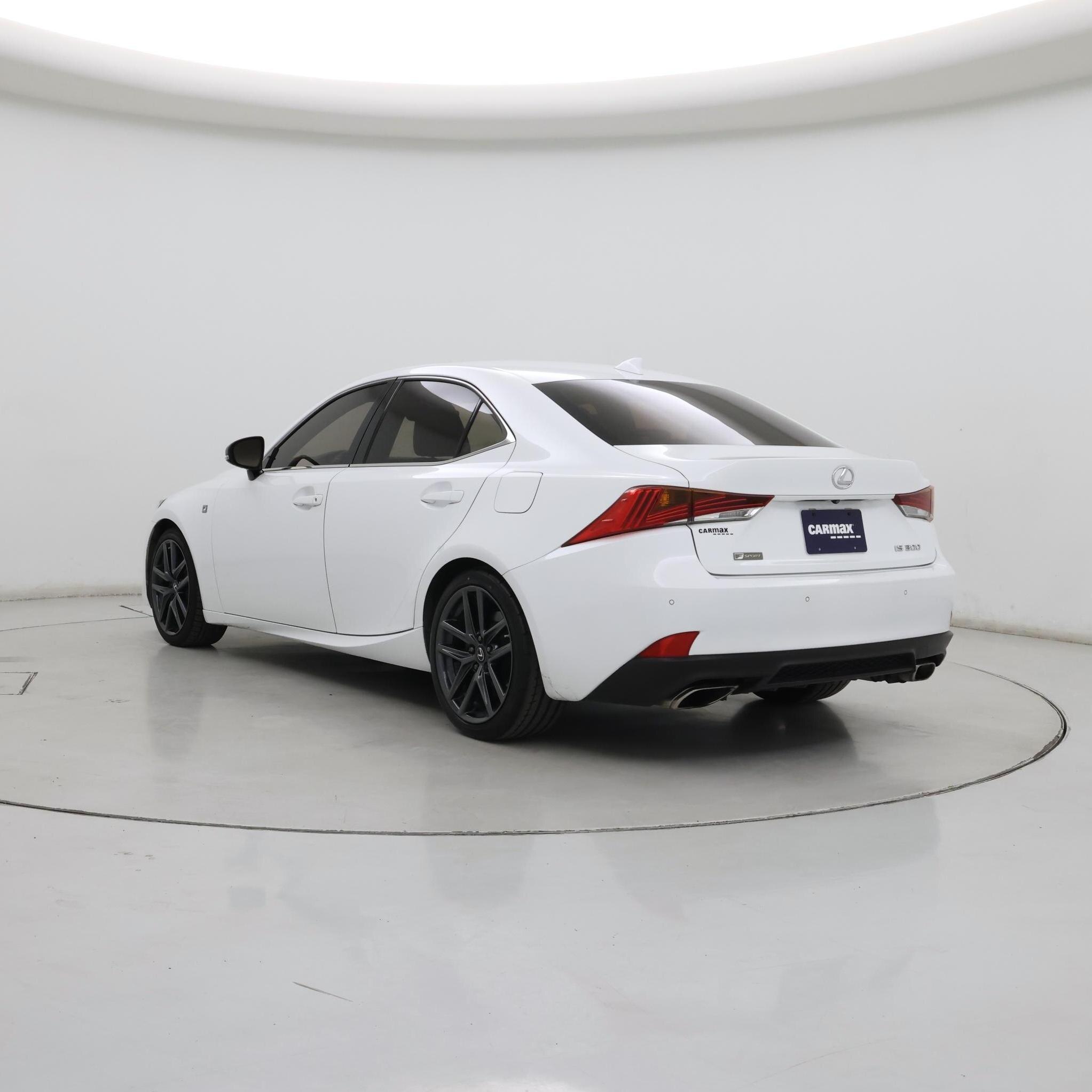 Thumbnail: 2020 Lexus IS - 2