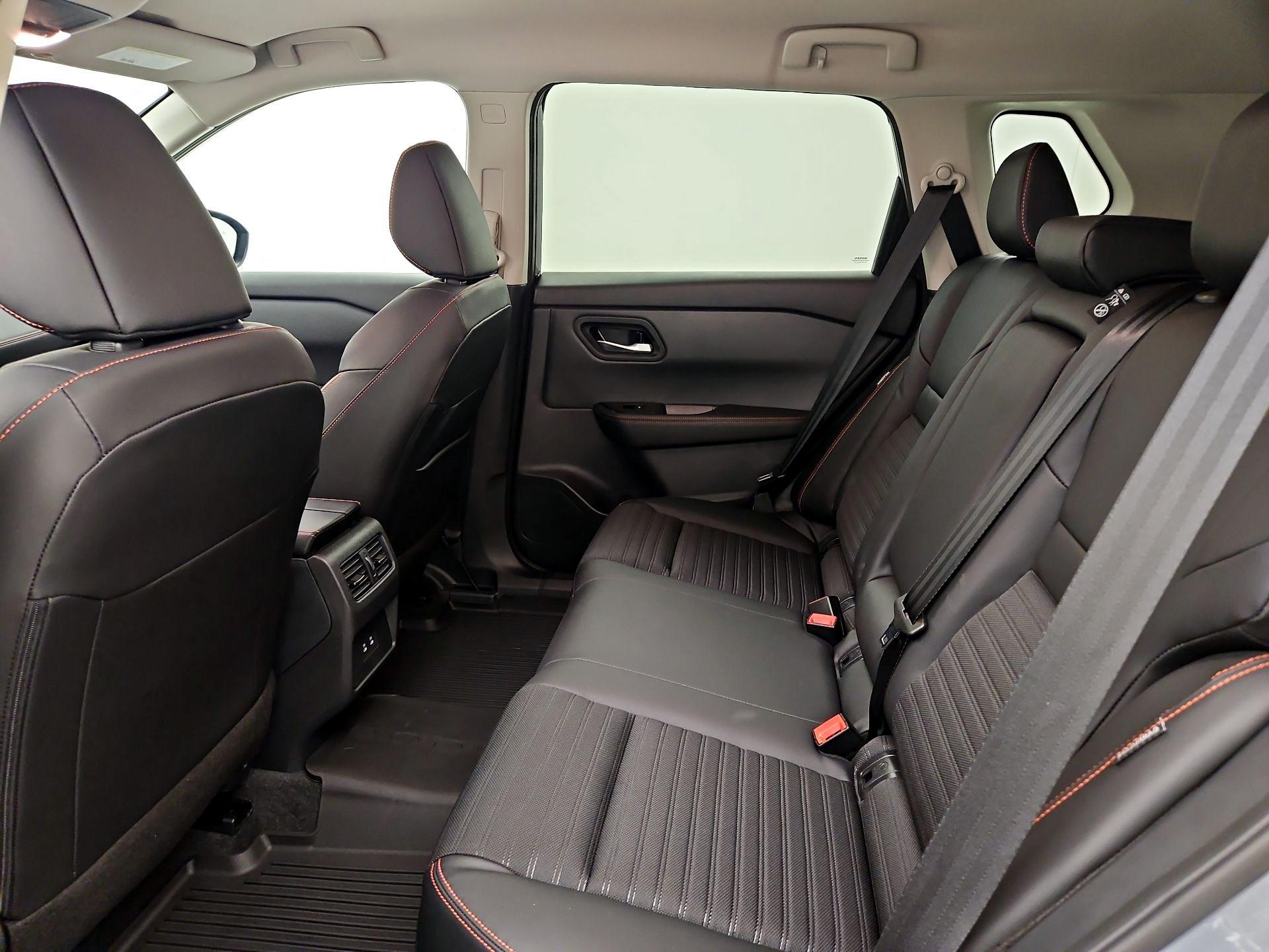 Thumbnail: 2026 Nissan Rogue - 19