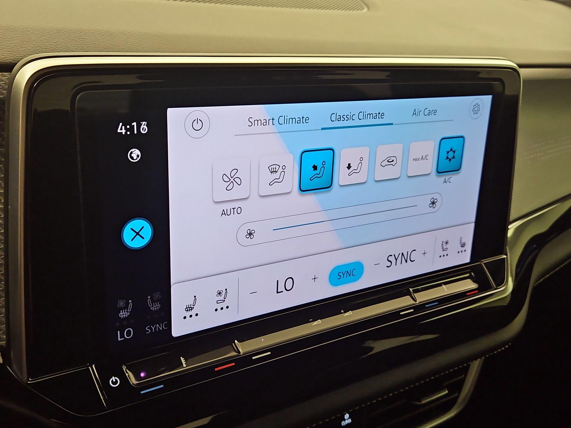 Thumbnail: 2024 Volkswagen Atlas - 17