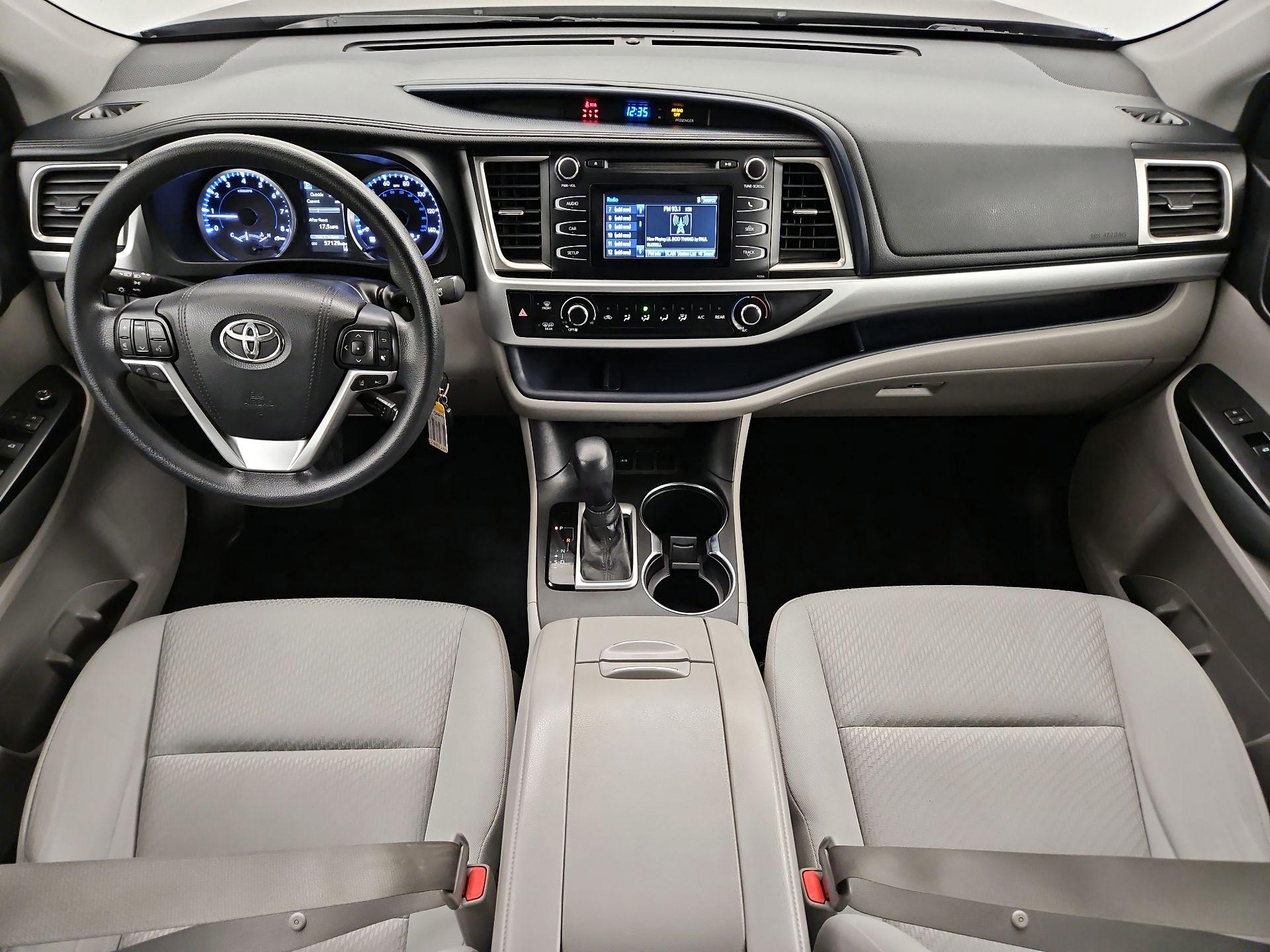 Thumbnail: 2018 Toyota Highlander - 9