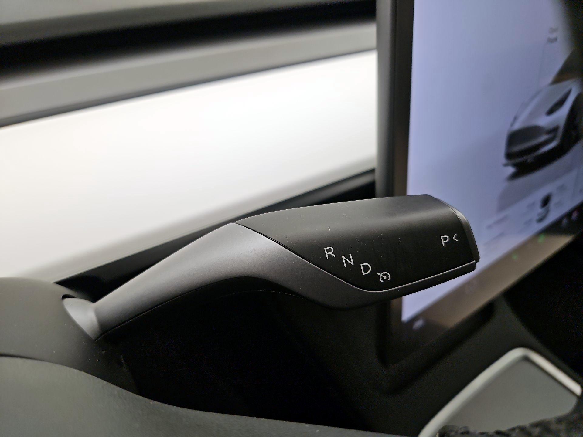 Thumbnail: 2023 Tesla Model 3 - 17