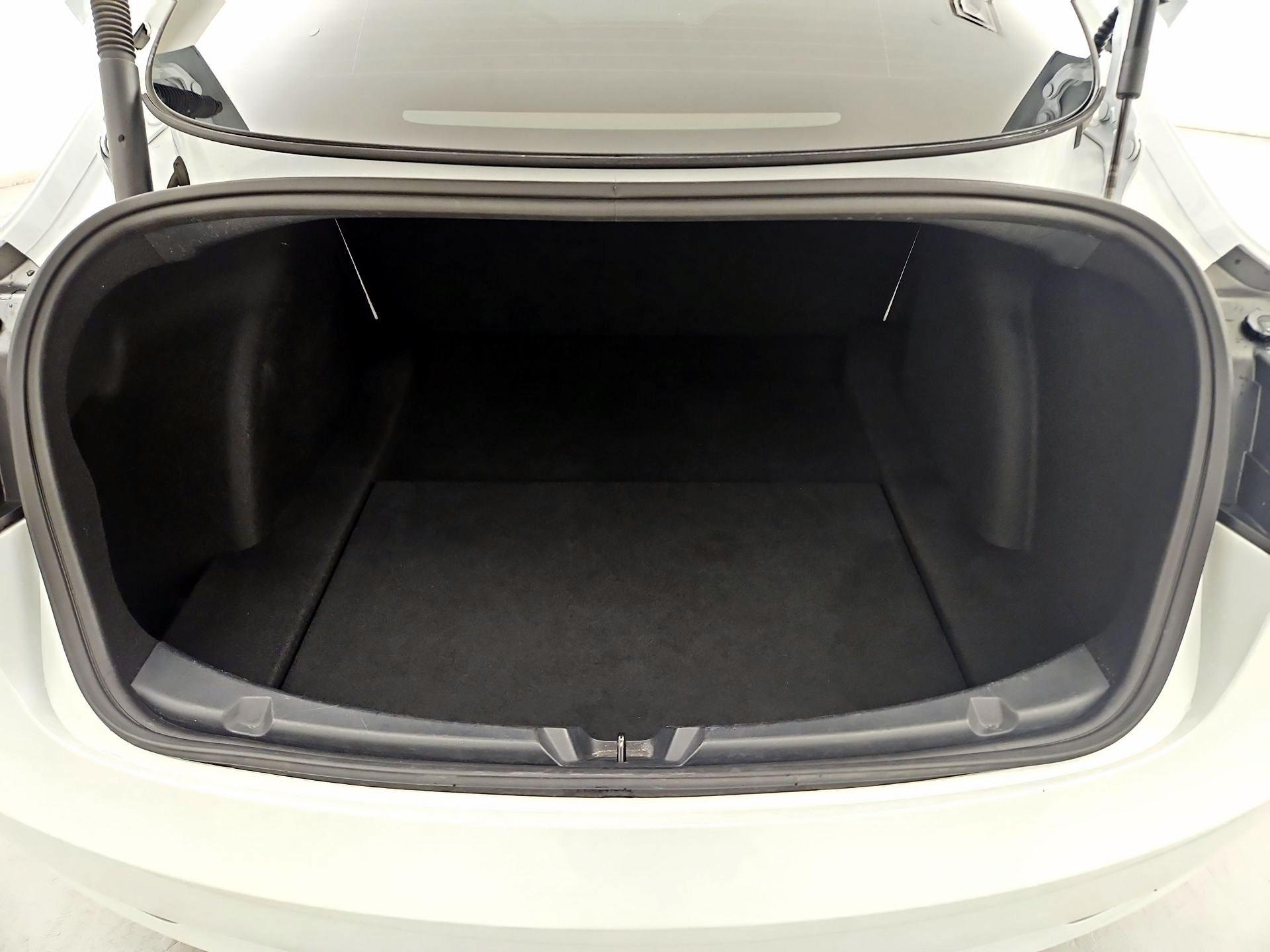 Thumbnail: 2023 Tesla Model 3 - 20