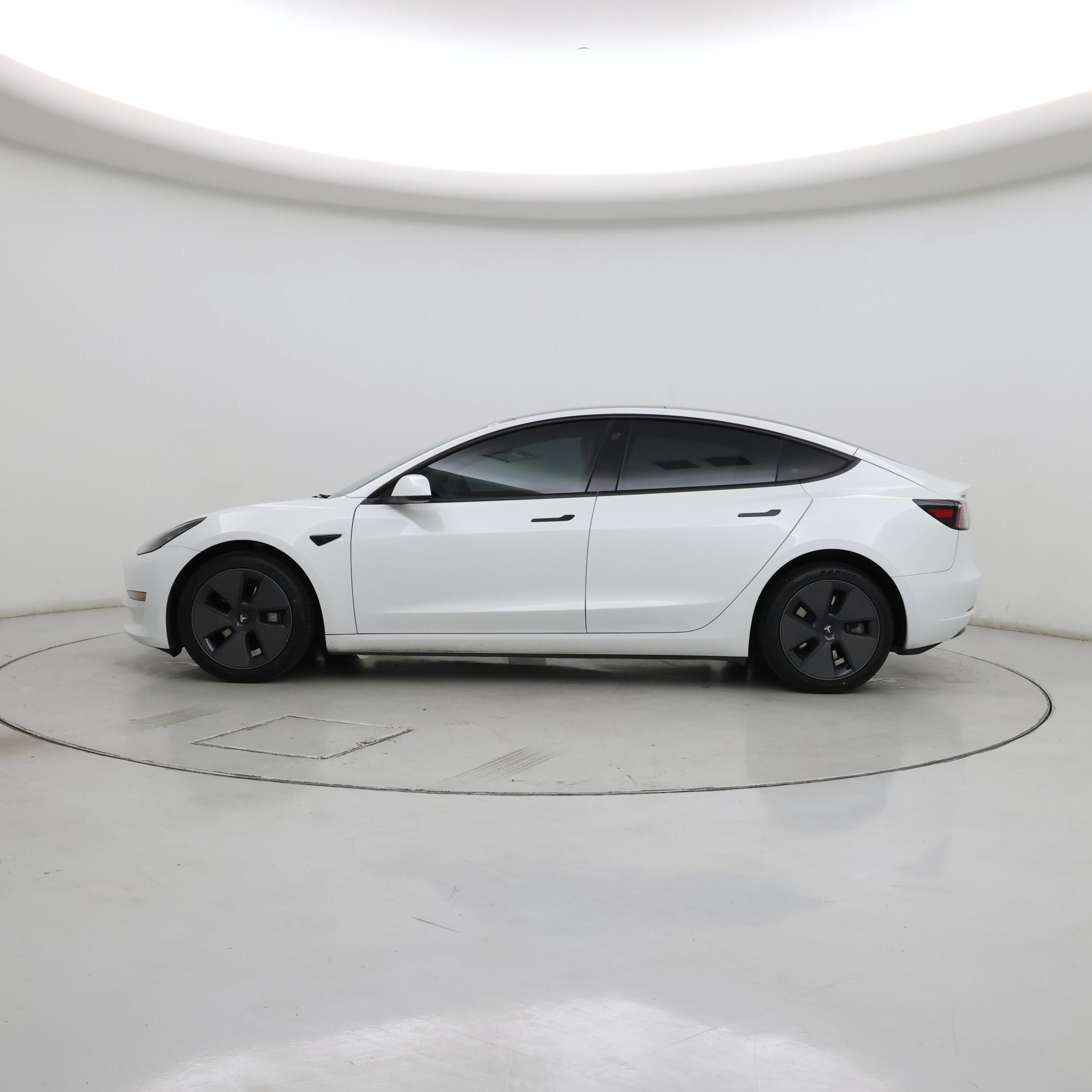 Thumbnail: 2023 Tesla Model 3 - 3