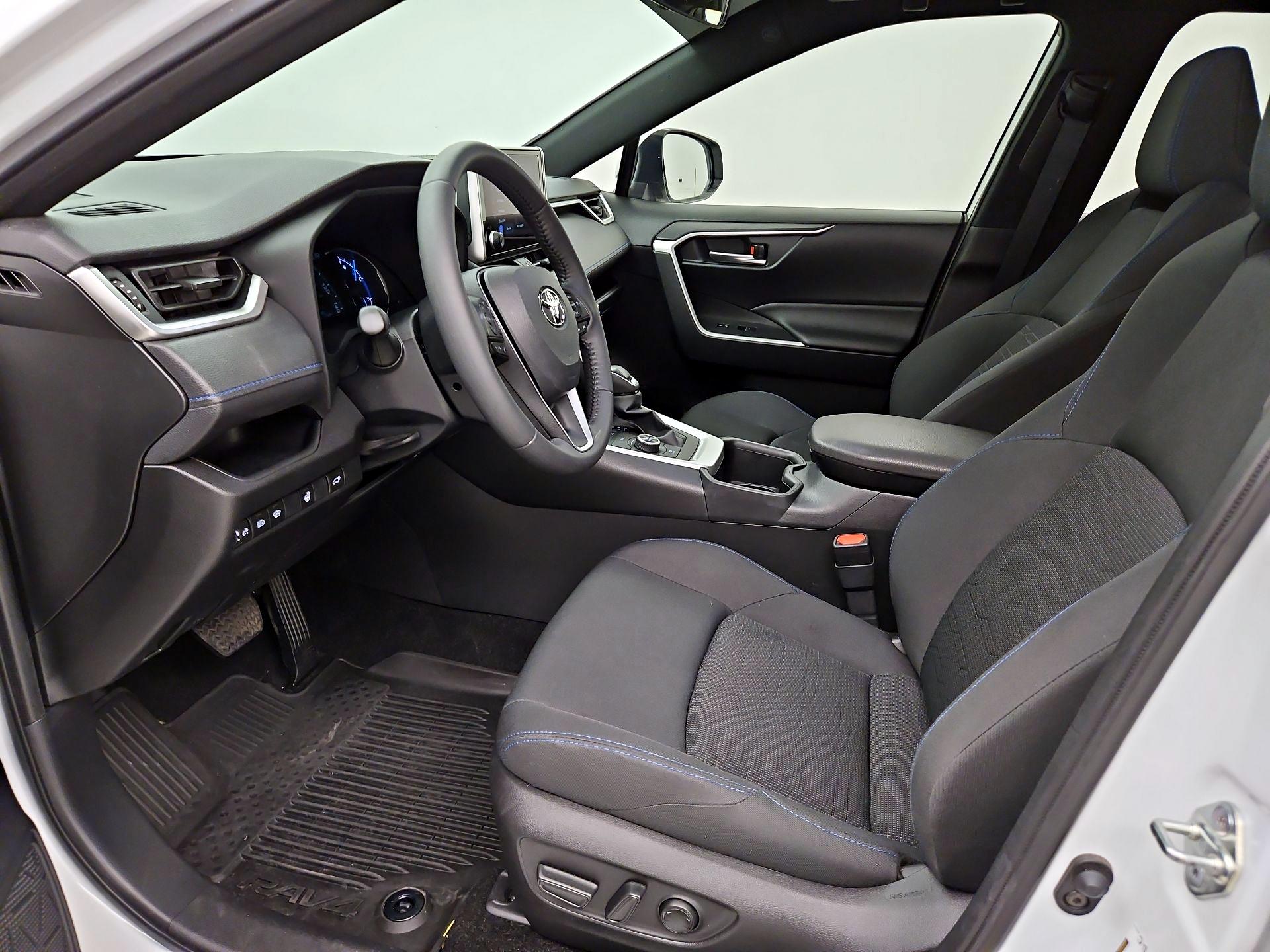 Thumbnail: 2023 Toyota RAV4 - 11