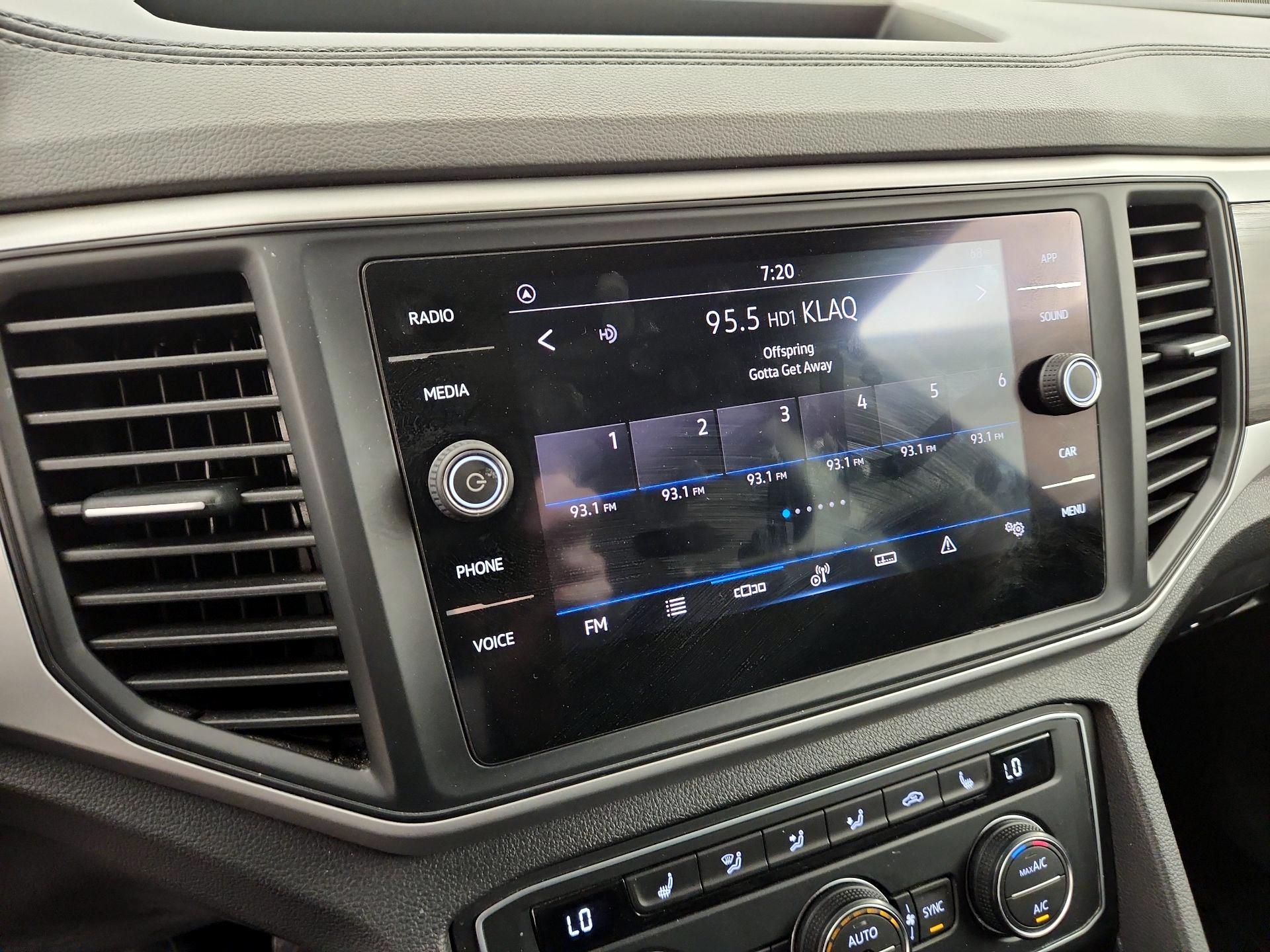 Thumbnail: 2021 Volkswagen Atlas - 15