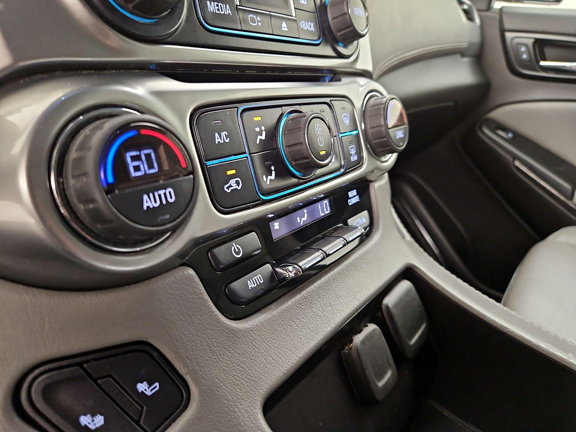 Thumbnail: 2020 Chevrolet Tahoe - 17