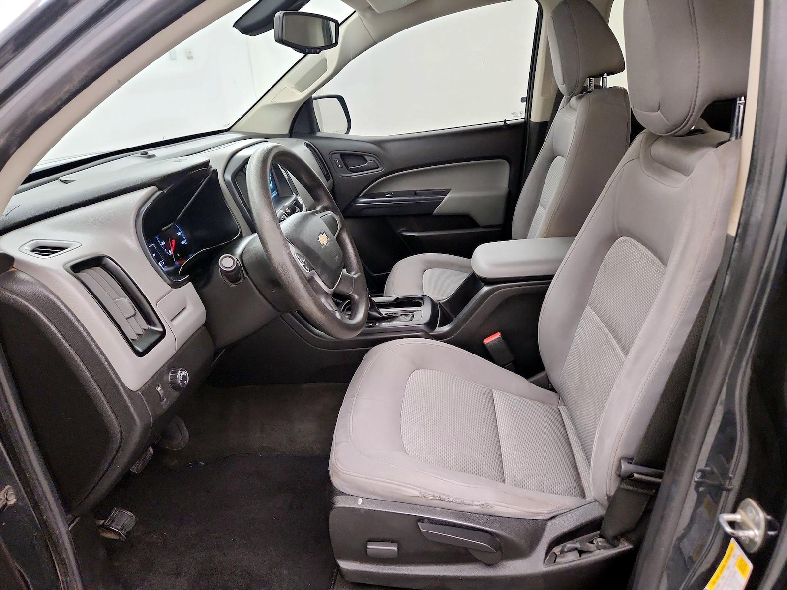 Power Seat(s) & Side Airbags