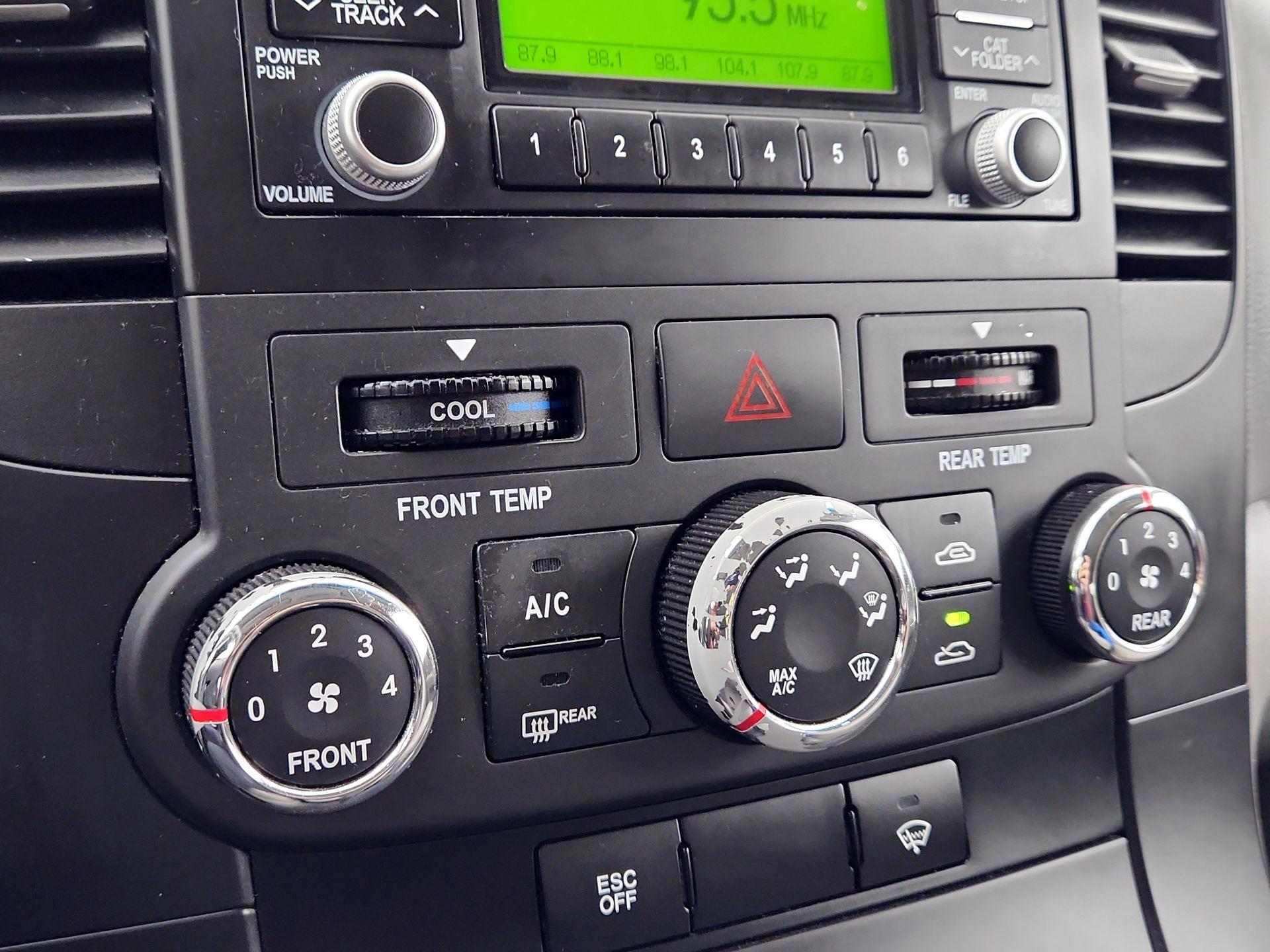 Thumbnail: 2014 Kia Sedona - 15