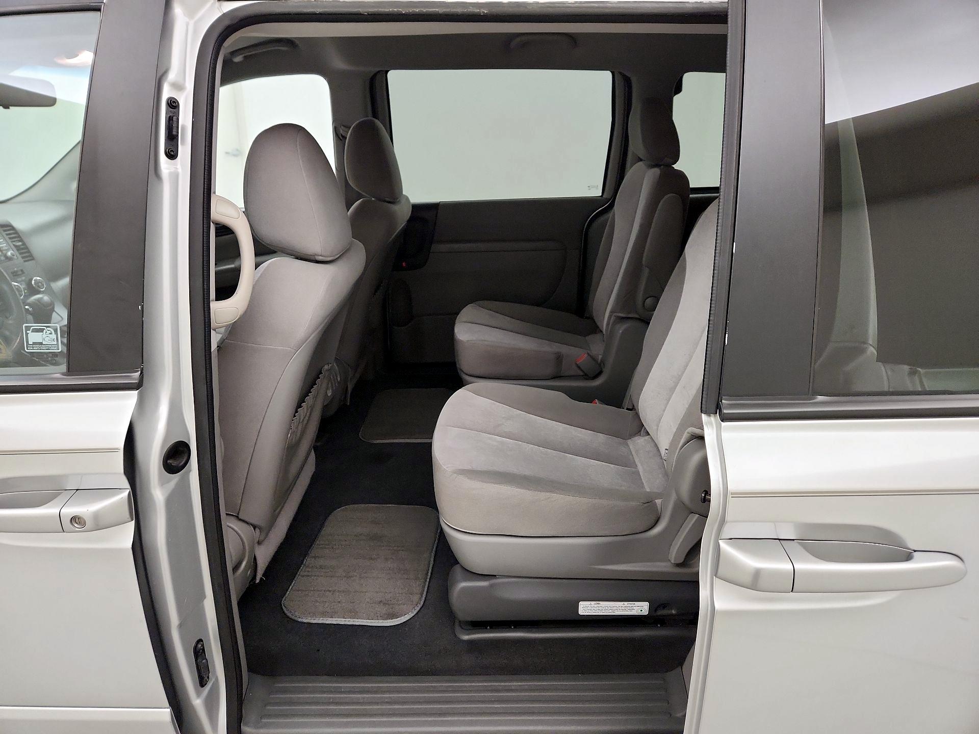 Thumbnail: 2014 Kia Sedona - 18