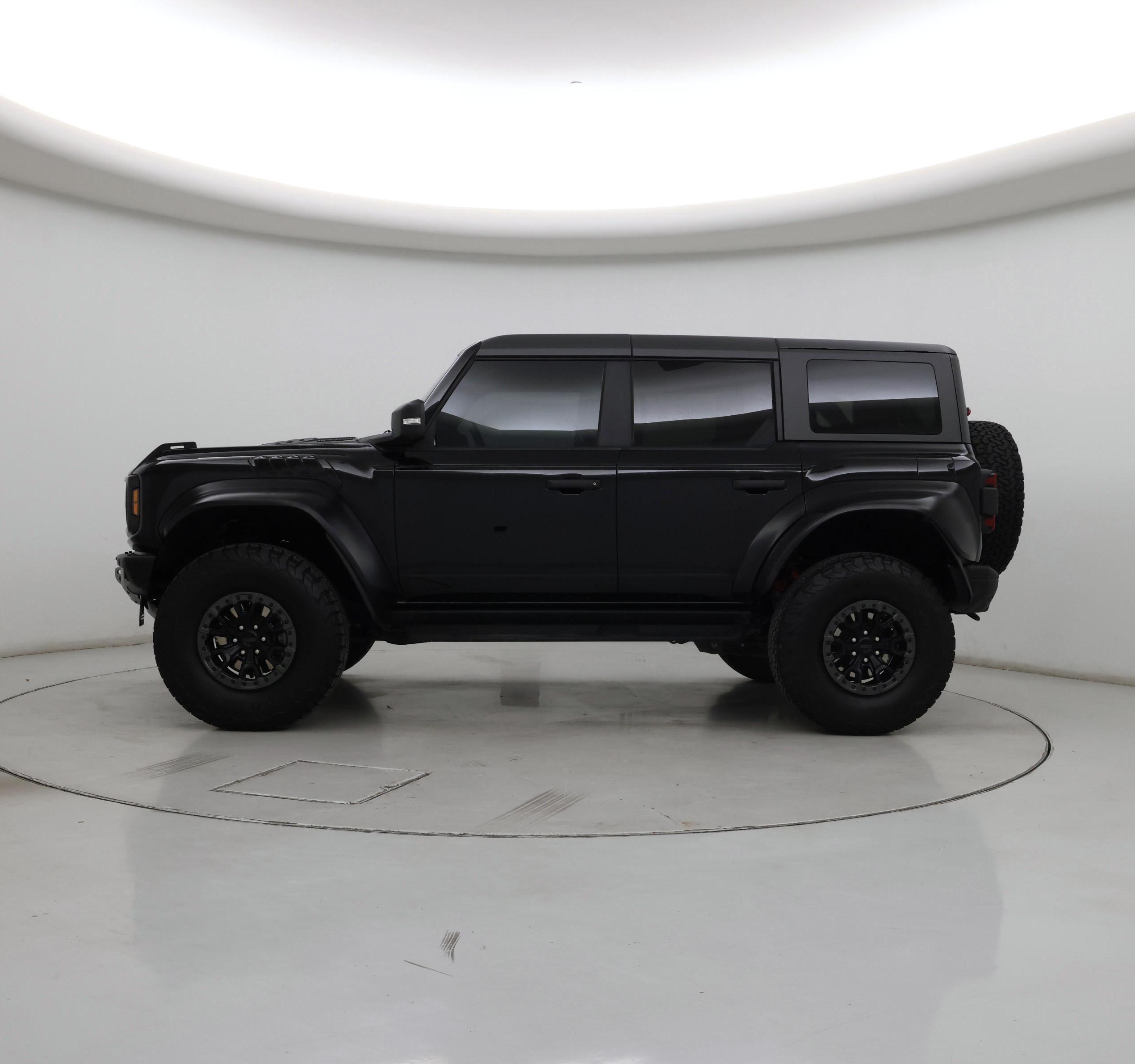 Thumbnail: 2023 Ford Bronco - 3