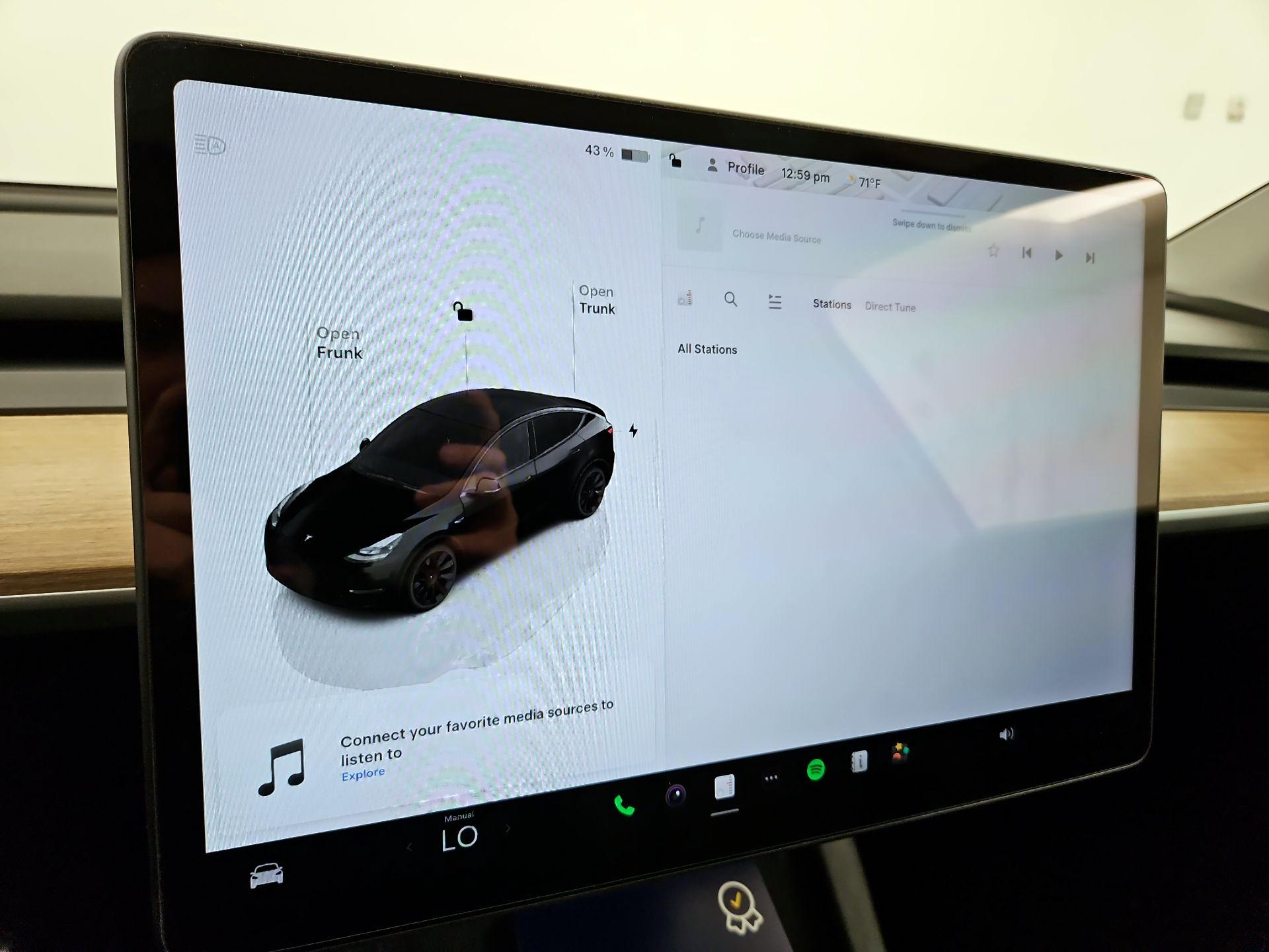 Thumbnail: 2023 Tesla Model Y - 15