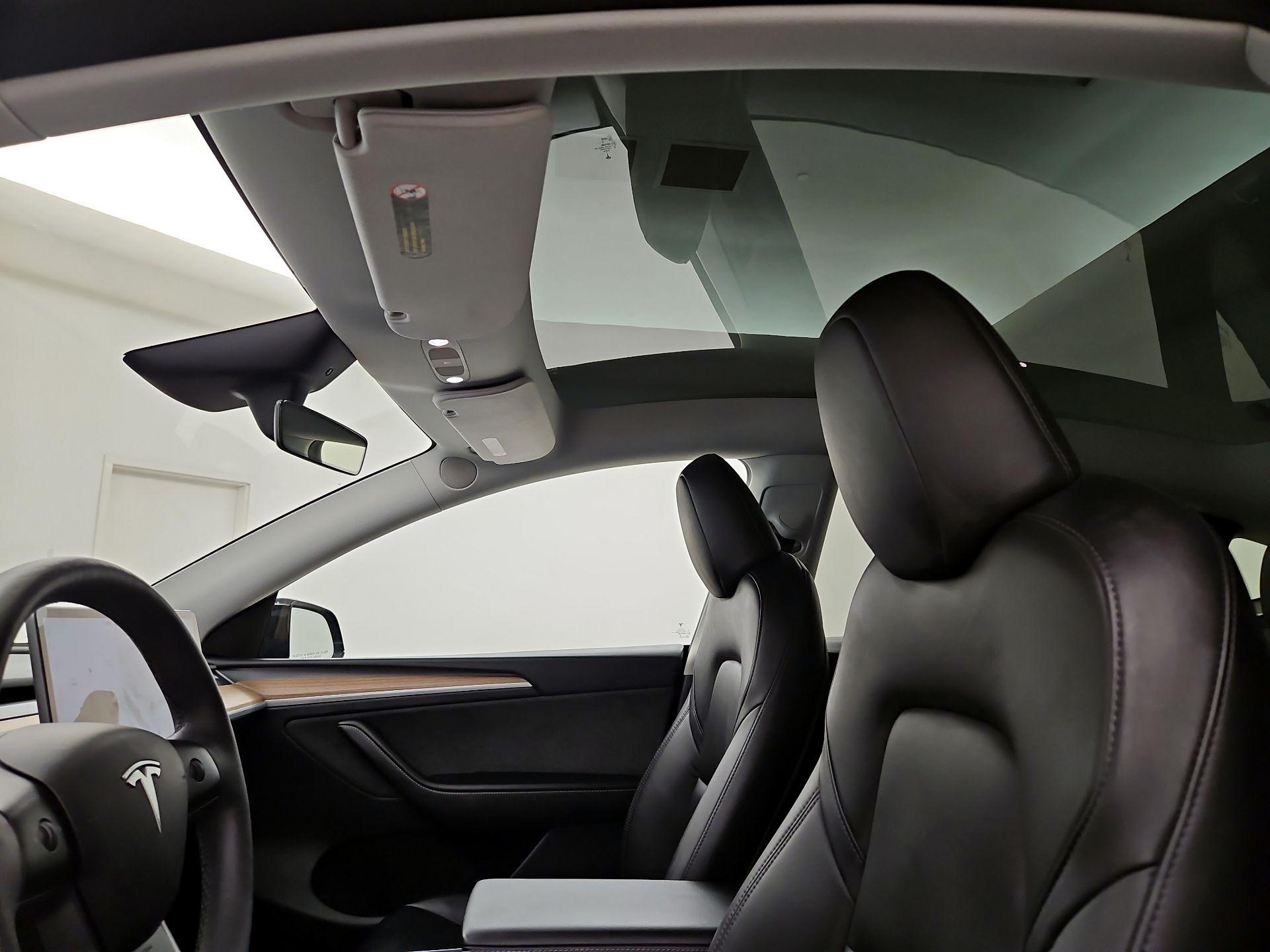 Thumbnail: 2023 Tesla Model Y - 18