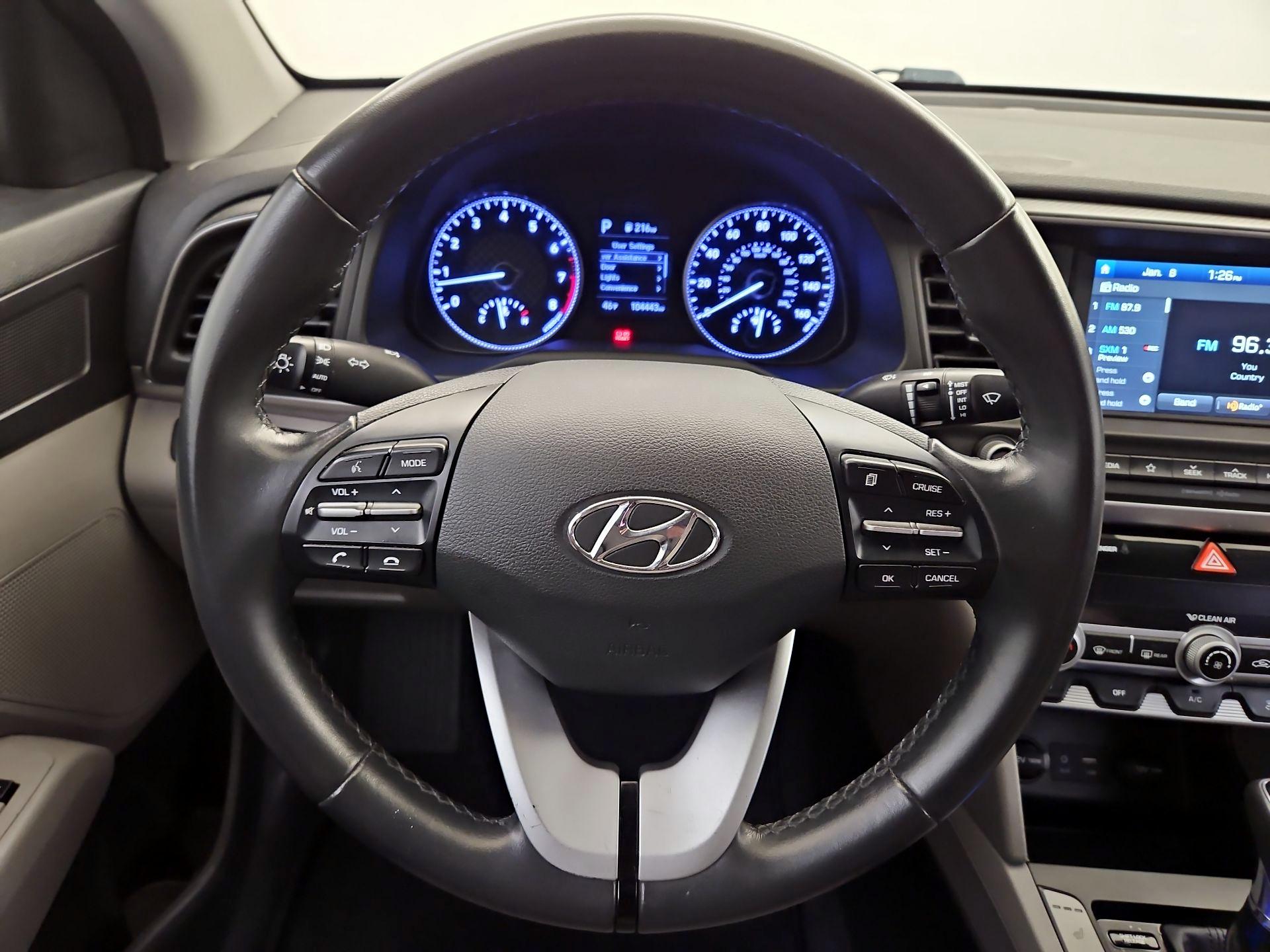 Thumbnail: 2019 Hyundai Elantra - 10